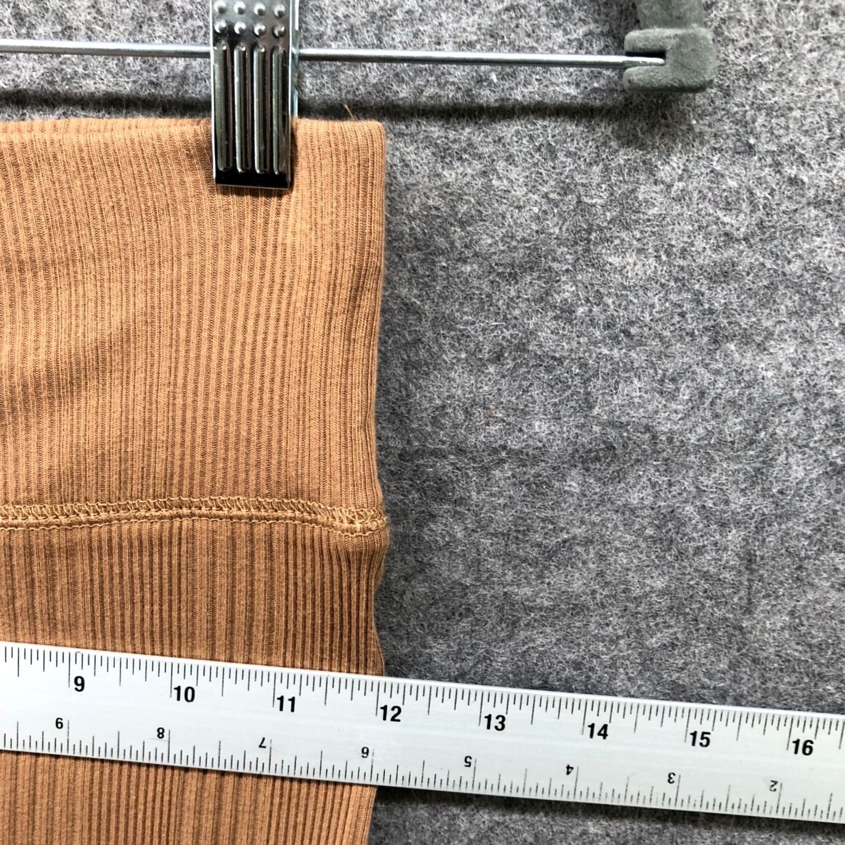 Vintage NWT Aerie Ribbed Midi Skirt Womens XS Tan Pull On Side Slits Bodycon Stretch Skirt Brown Cotton Knit Slit Summer Spring Womens XS Tan Size 26" / US 2 / IT 38 - 7 Thumbnail