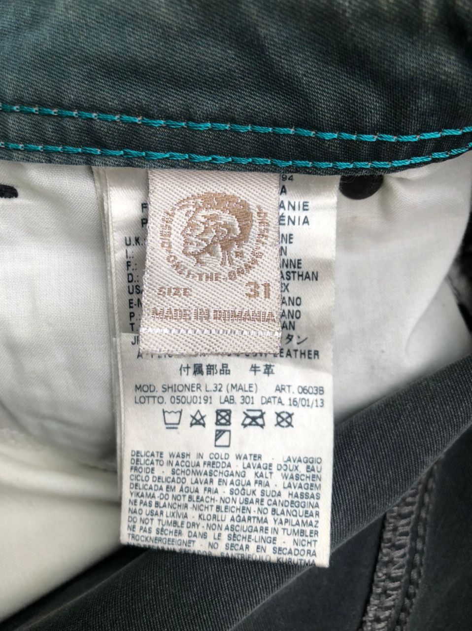 Diesel × Vintage Vintage Diesel Rust Denim Jeans Slim-Skinny Size US 33 - 4 Thumbnail