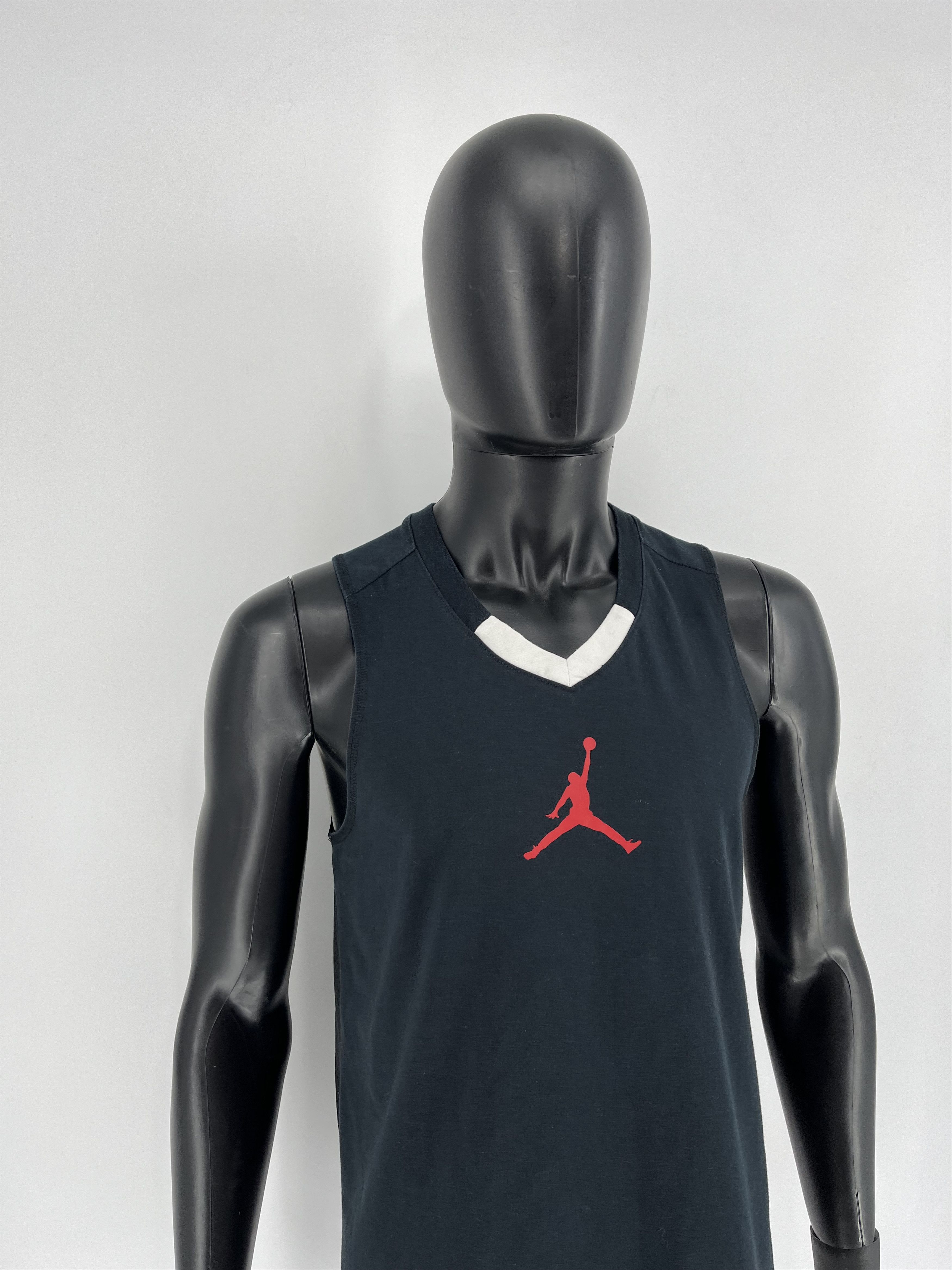 Jordan Brand × Nike Nike Air Jordan 23 Tank Top Mens M Basketball Jersey Size US M / EU 48-50 / 2 - 3 Thumbnail