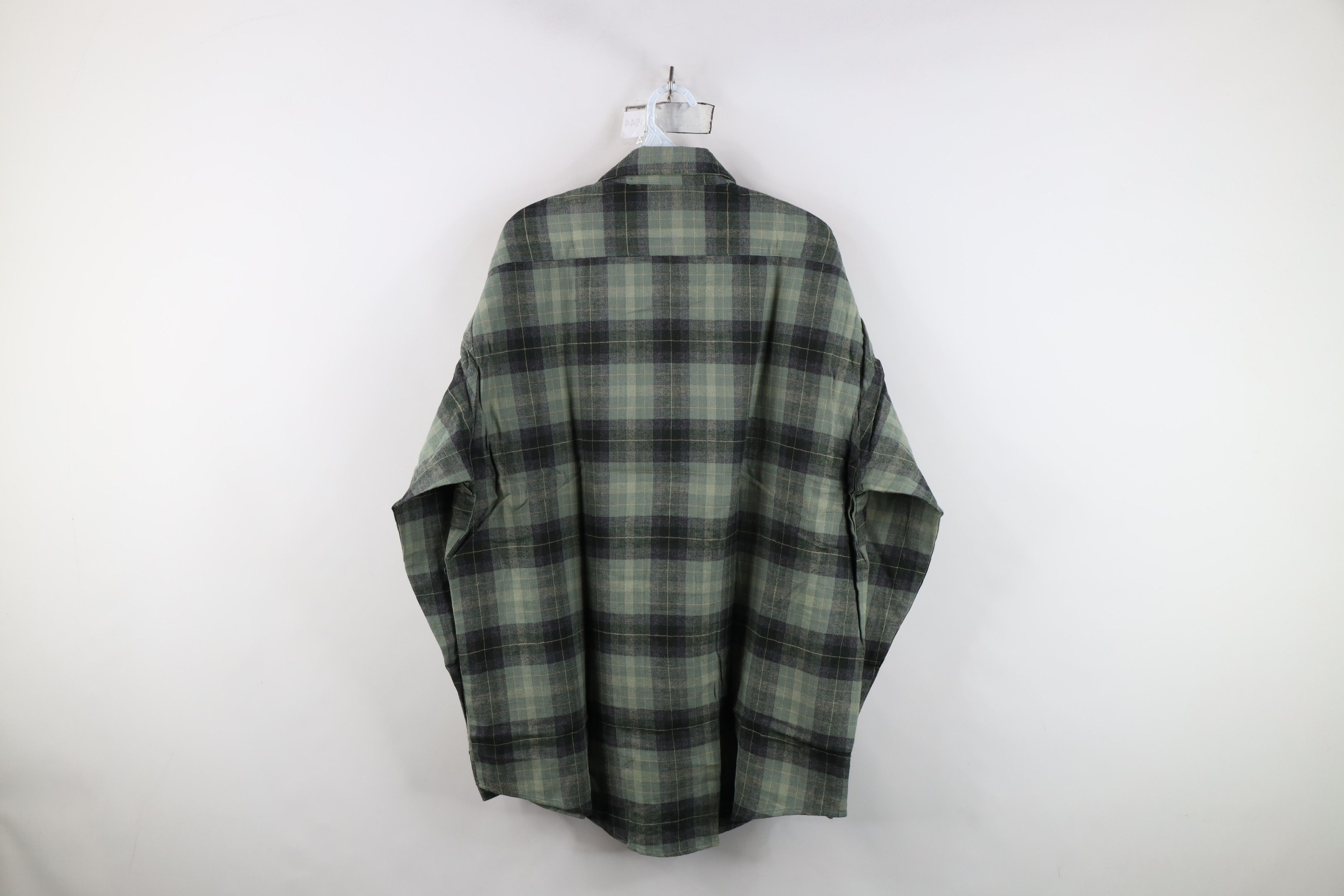 Vintage Deadstock Vintage Streetwear Plaid Flannel Button Down Shirt Size US XL / EU 56 / 4 - 10 Thumbnail