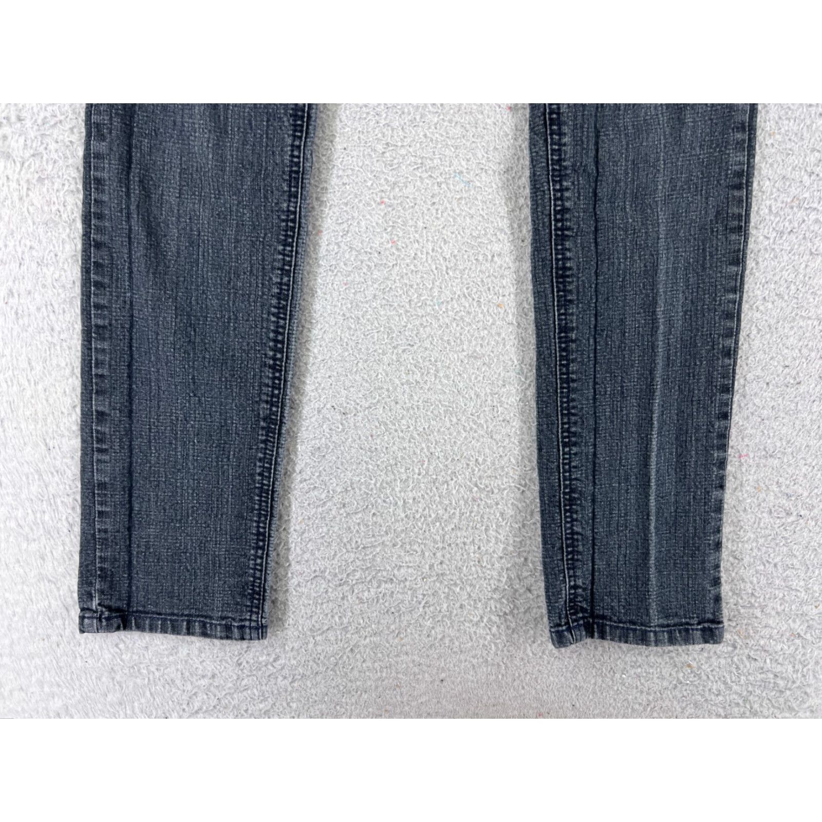 Forever 21 FOREVER 21 Jeans Womens 27 Black Denim Skinny Low Rise 26x30 Cotton Blend 5-Pocket Size 27" / US 4 / IT 40 - 2 Thumbnail