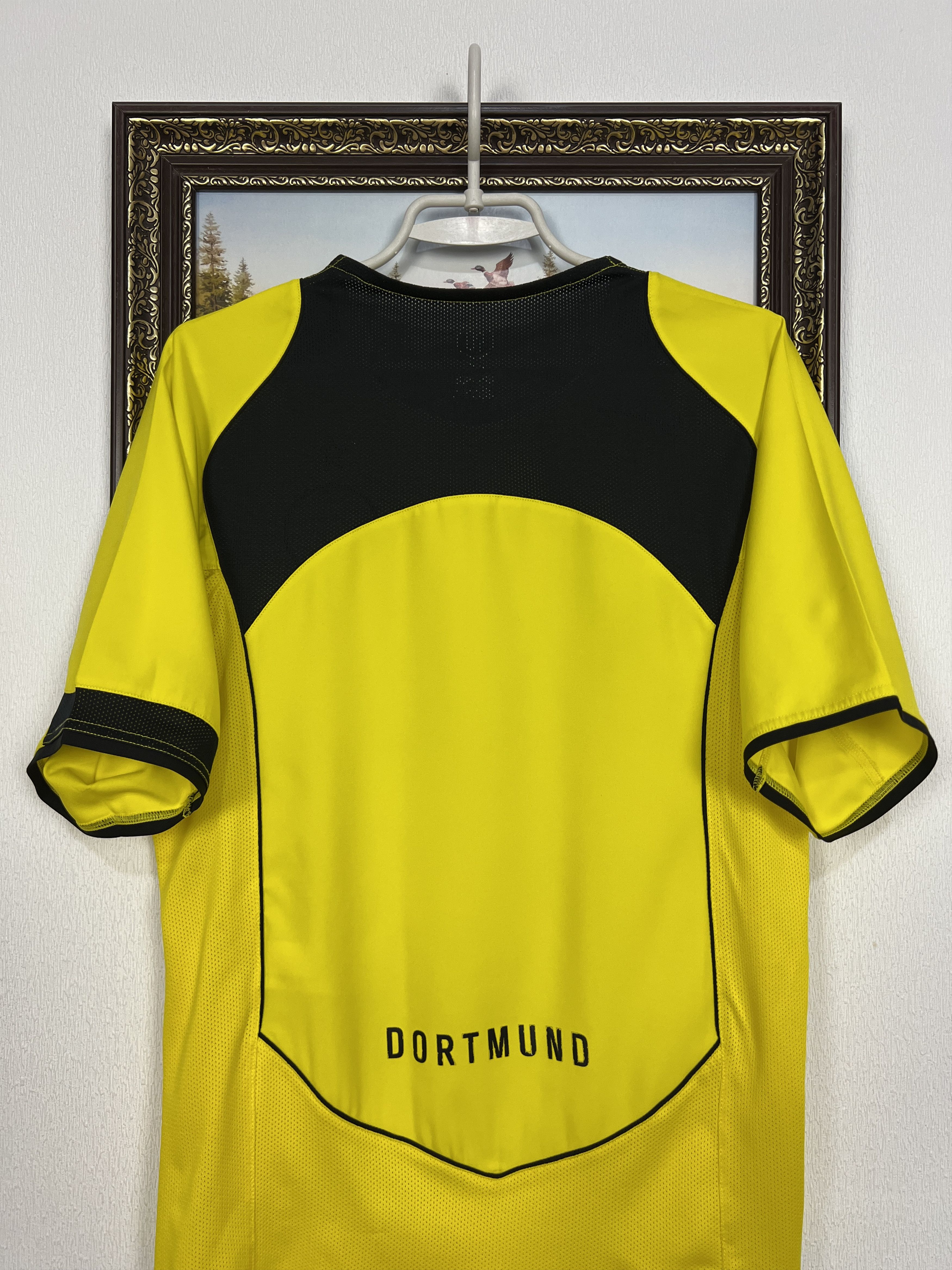 Nike Borussia Dortmund football shirt Soccer Nike Jersey Trikot Size US S / EU 44-46 / 1 - 8 Thumbnail