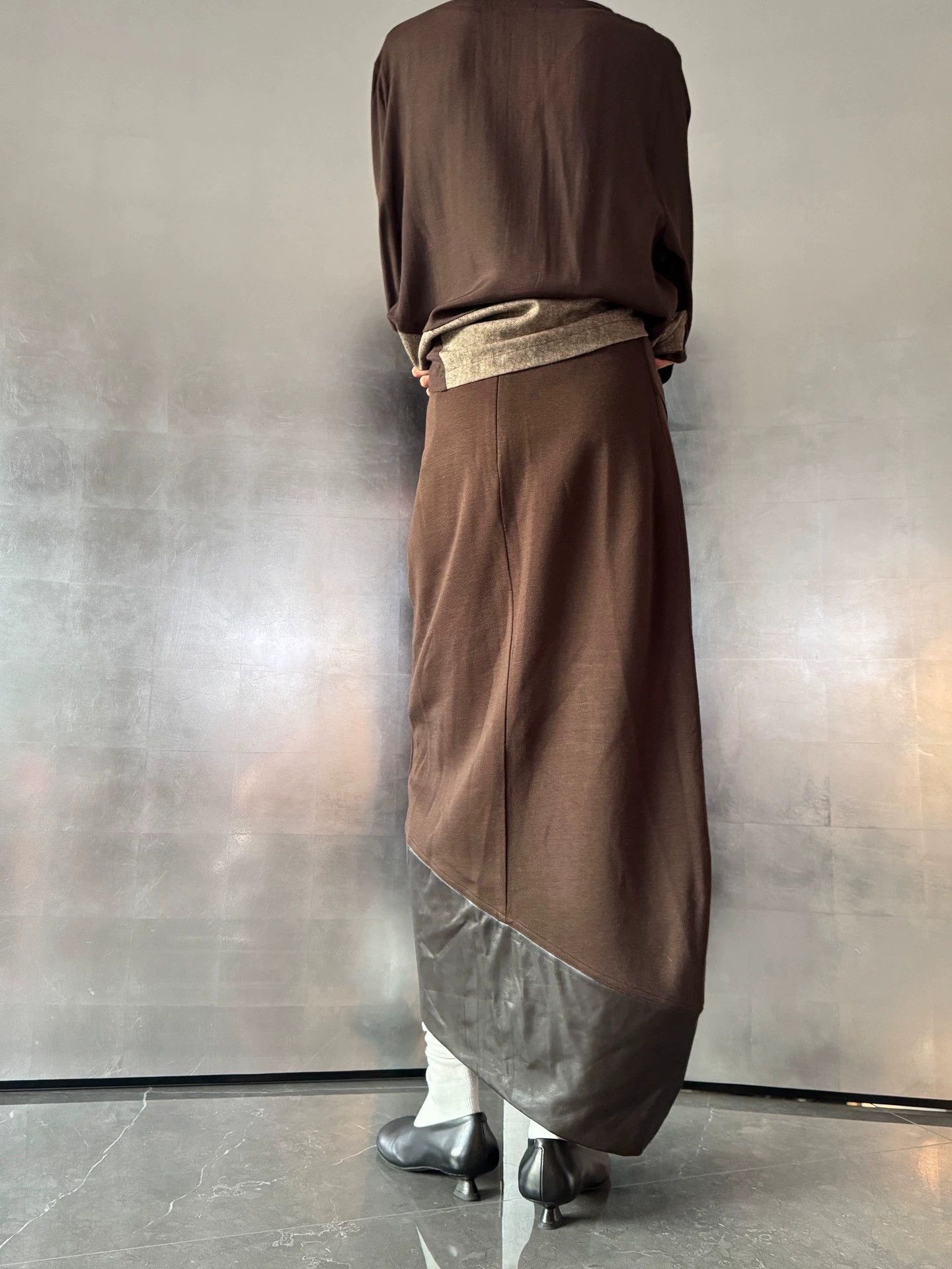 Other French Brand Irregular Hem Leather Panel Midi Skirt Vintage Size 27" / US 4 / IT 40 - 6 Thumbnail