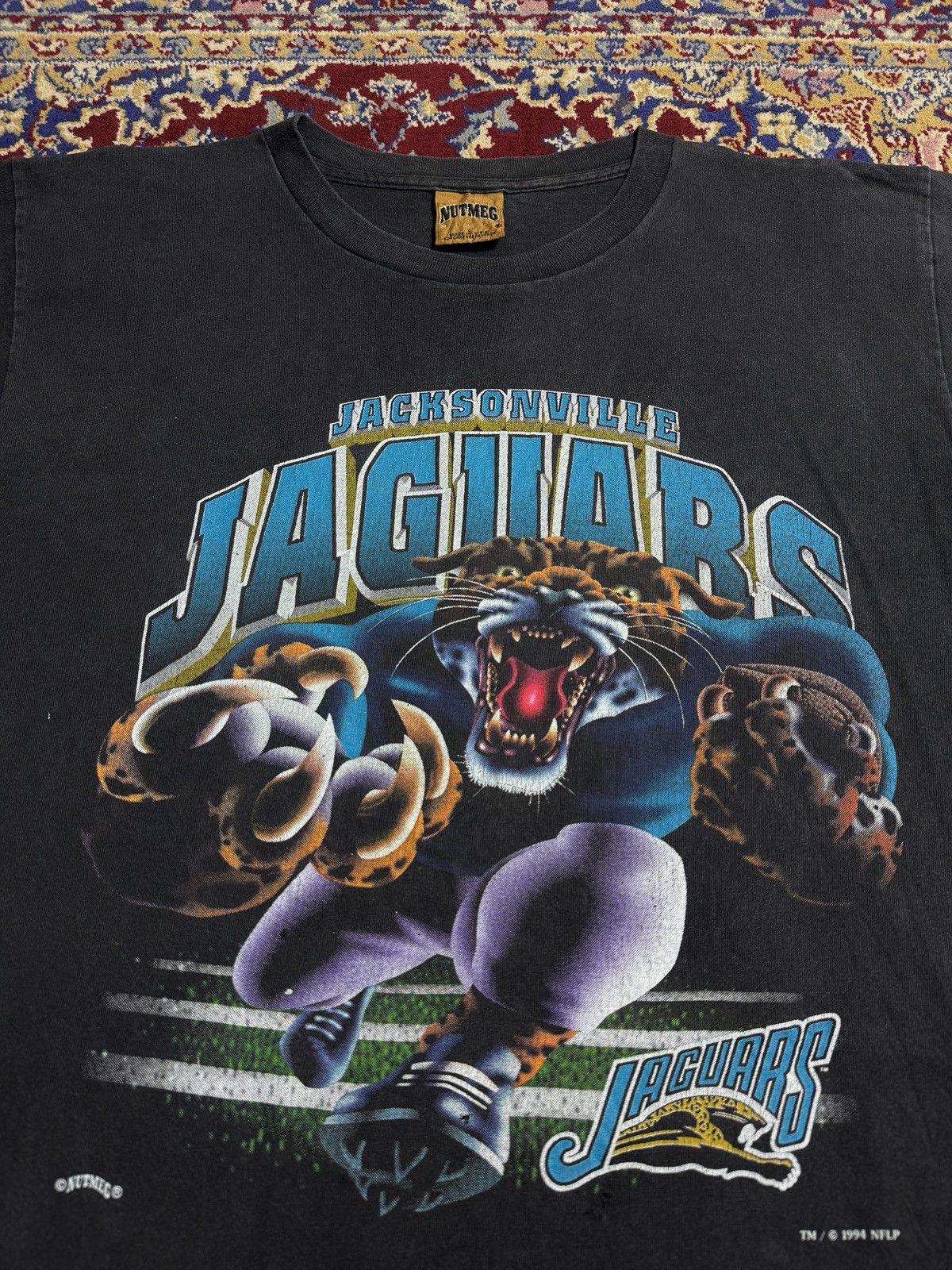 NFL Vintage 1994 Jacksonville Jaguars Tee Nutmeg 90s NFL tee Size US XL / EU 56 / 4 - 1 Thumbnail