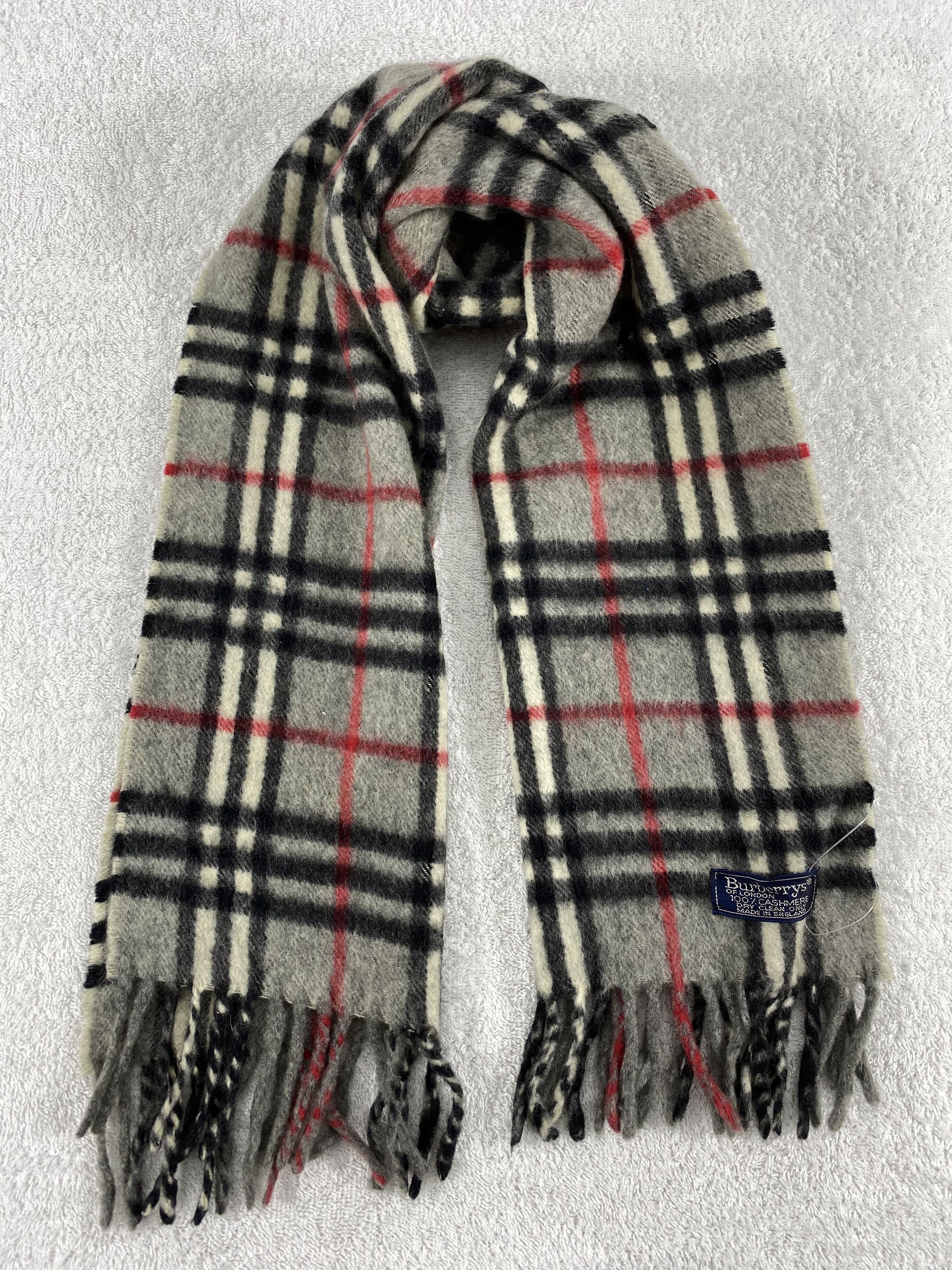 Burberry Vintage Burberry Scarf/Muffler/Neckwear MF607 Size ONE SIZE - 1 Thumbnail