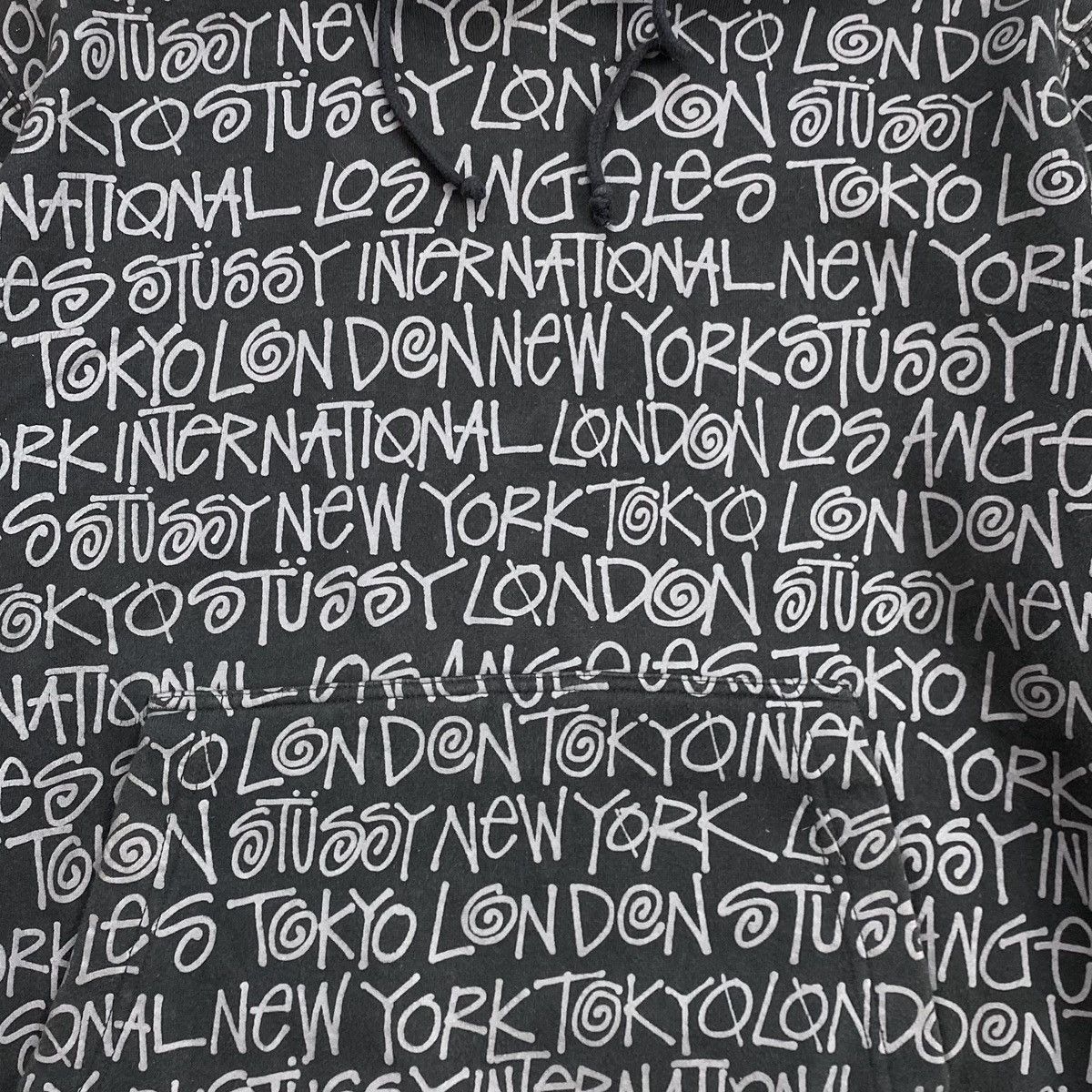 Stussy 00s Stussy World Tour Monogram Logo Pull Over Hoodie Japan Size US S / EU 44-46 / 1 - 6 Thumbnail