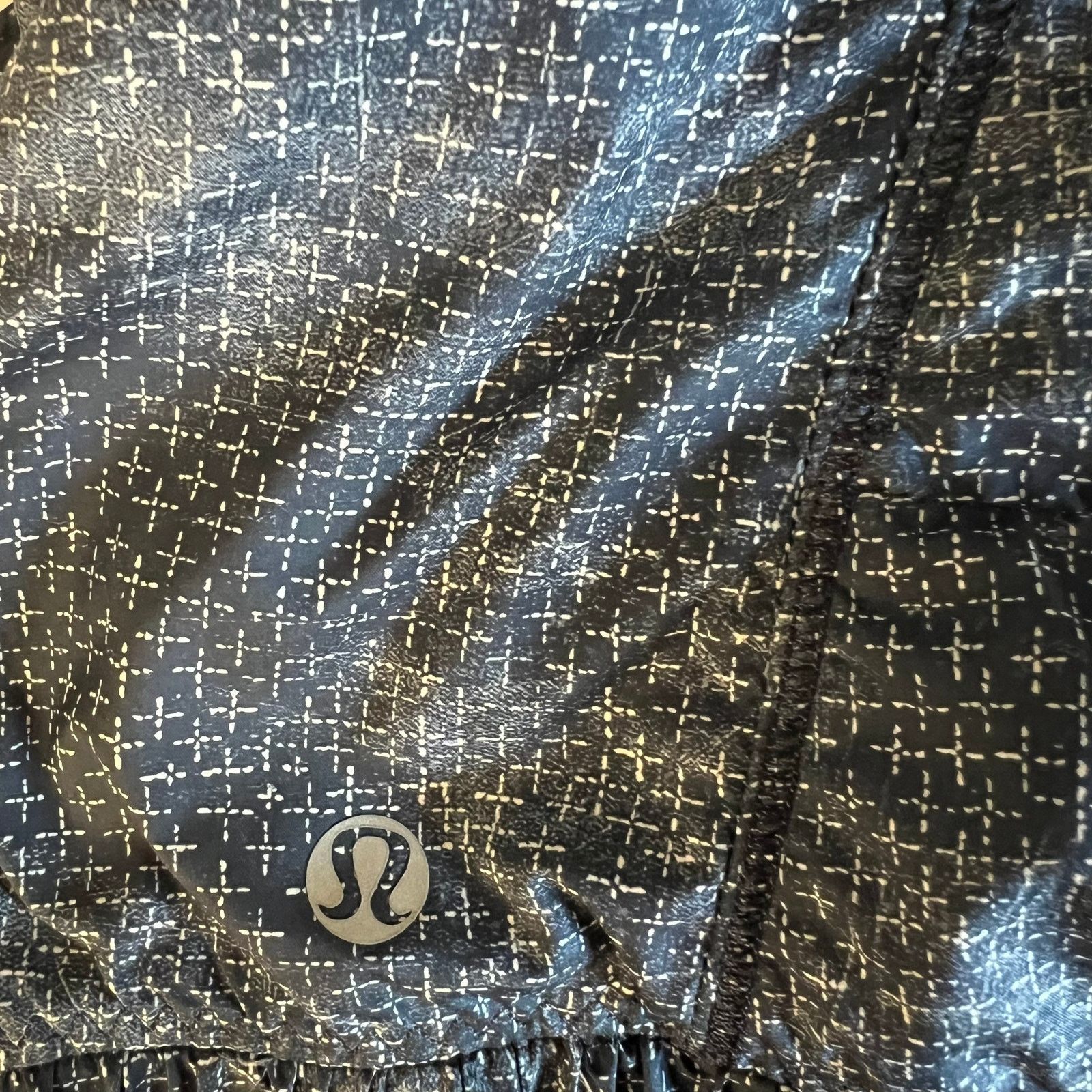 Lululemon Lululemon Spring Fling Puffy Vest Size 4 W4D28S Size S / US 4 / IT 40 - 4 Thumbnail