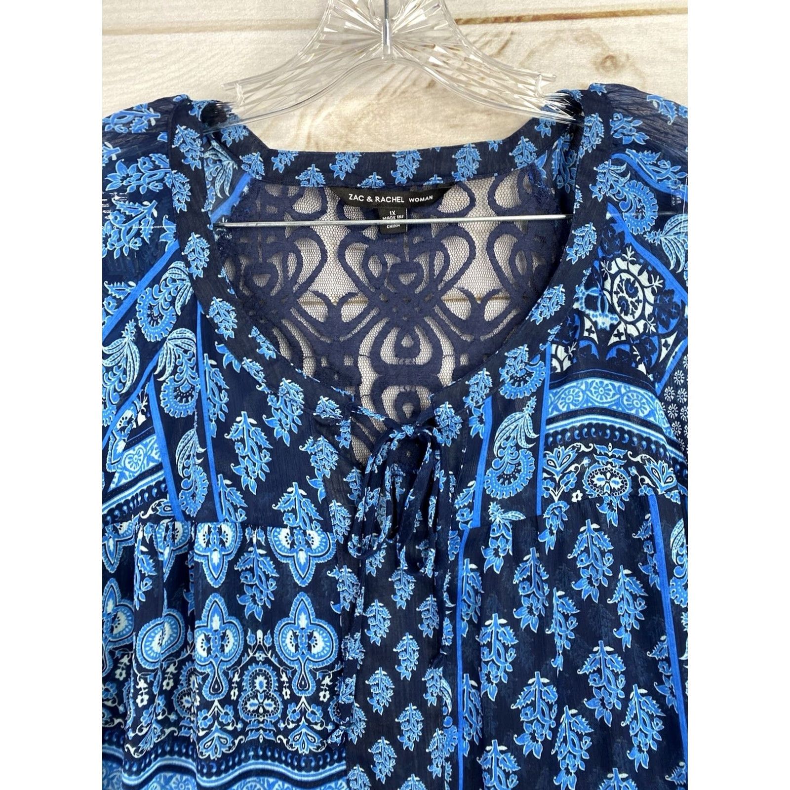 Vintage Zac & Rachel Top Womens 1X Blue Floral Lace Embroidered Tie Neck Lightweight Shirt Adult Plus 1X Blue Embroidered Floral V-Neck 3/4 Sleeve Size XL / US 12-14 / IT 48-50 - 3 Thumbnail