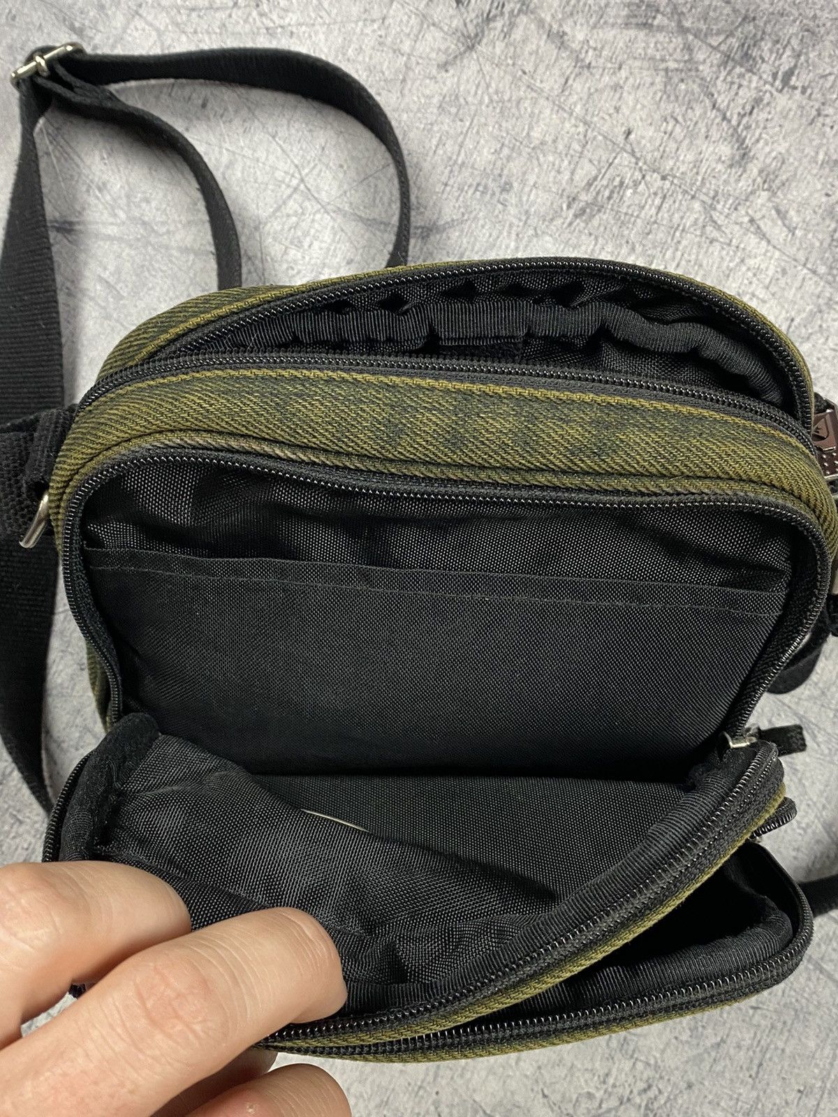 Japanese Brand × Quiksilver × Vintage Quiksilver Vintage Japanese Surfing y2k Shoulder / Hand Bag Size ONE SIZE - 13 Thumbnail