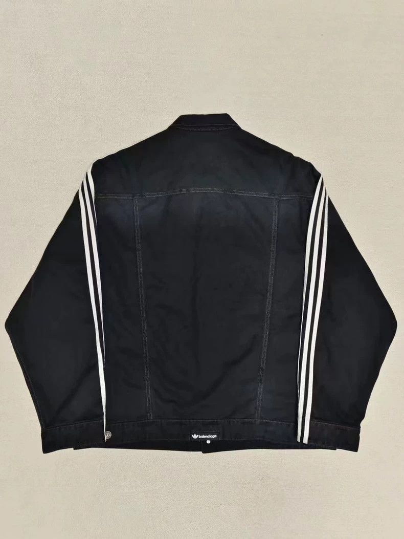 Balenciaga Balenciaga x Adidas fashion show washed black denim jacket- Size US S / EU 44-46 / 1 - 2 Thumbnail