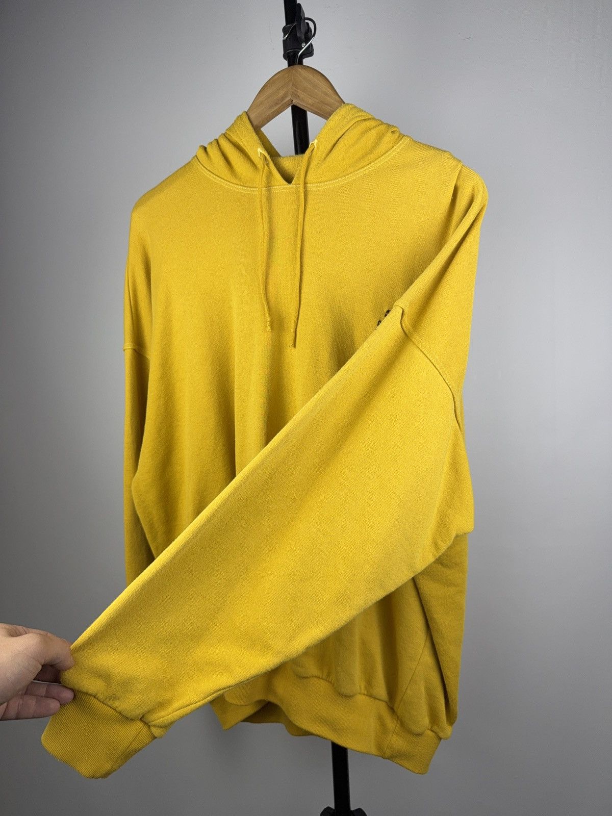 Puma Vintage 90s Yellow Retro Puma Hoodie Boxy Fit Hype Rare Size US L / EU 52-54 / 3 - 4 Thumbnail