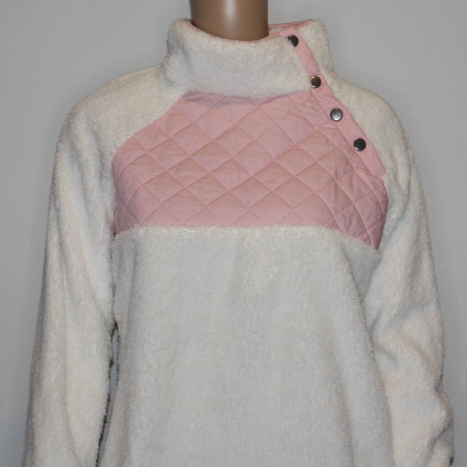 Other Goodnight Macaroon 'Vincy' Sherpa Quilted Fluffy Sweater NWT Size M / US 6-8 / IT 42-44 - 3 Thumbnail