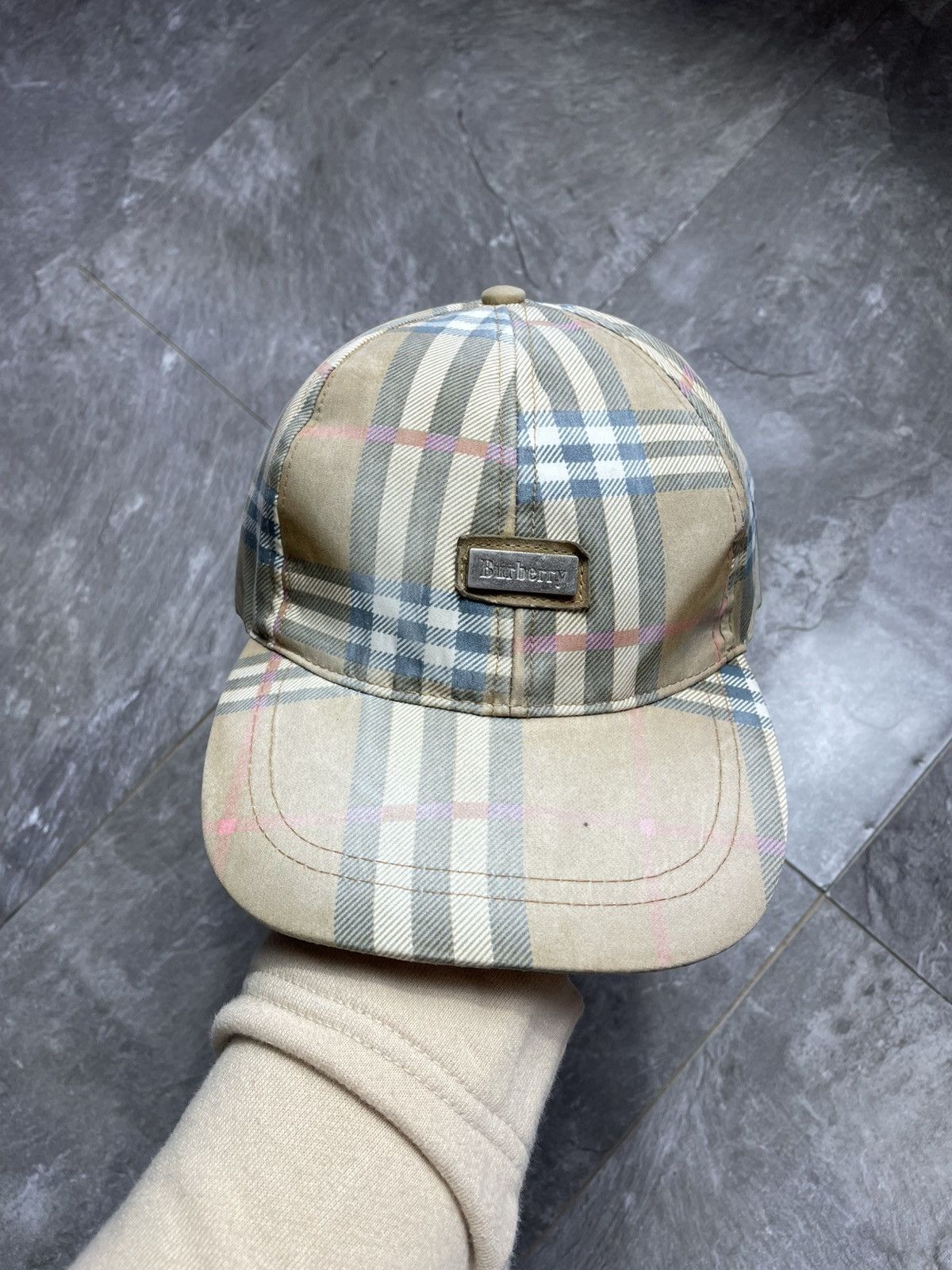 Burberry Burberry London Vintage Rare Nova Check Cap Streetwear Y2k Size ONE SIZE - 1 Thumbnail