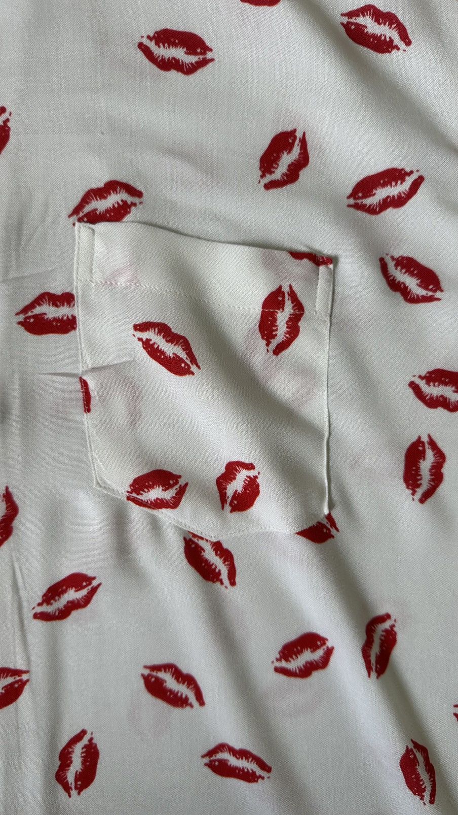 Vintage VINTAGE DOKKIA ALOHA LIPS PRINTED SHIRT Size US L / EU 52-54 / 3 - 3 Thumbnail