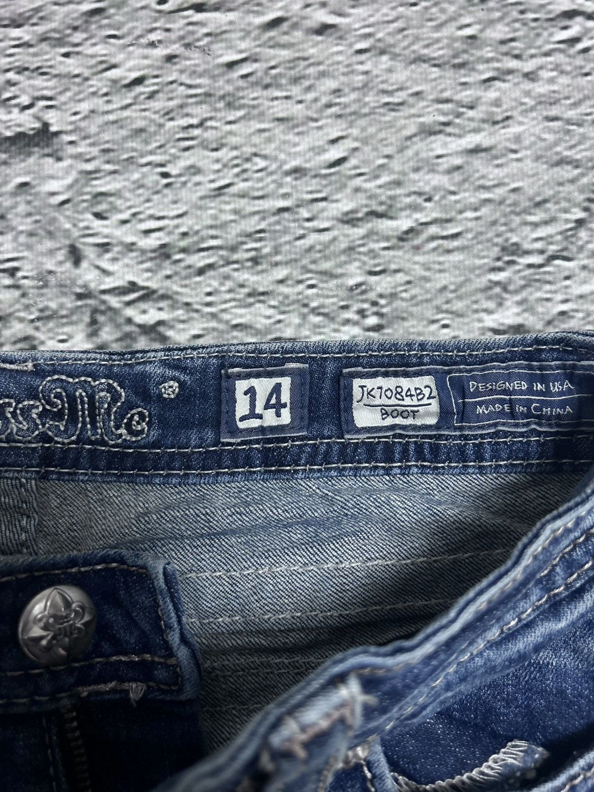 Miss Me Miss Me flared bootcut white stitching denim vintage y2k Size 26" / US 2 / IT 38 - 8 Thumbnail