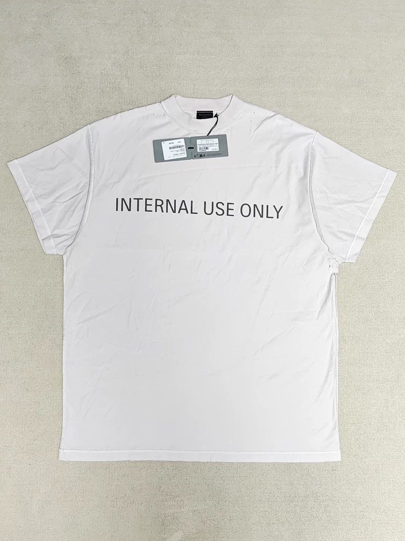 Balenciaga 24 Fall/Winter internal use only slogan reverse