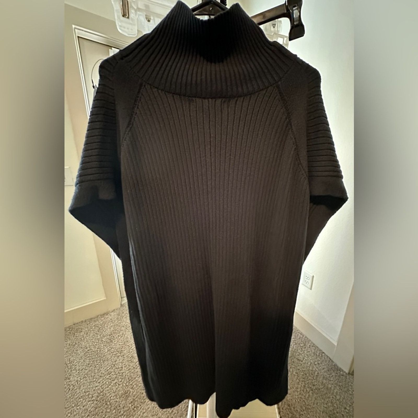 Banana Republic Banana Republic | Turtle Neck Poncho Size M / US 6-8 / IT 42-44 - 5 Thumbnail