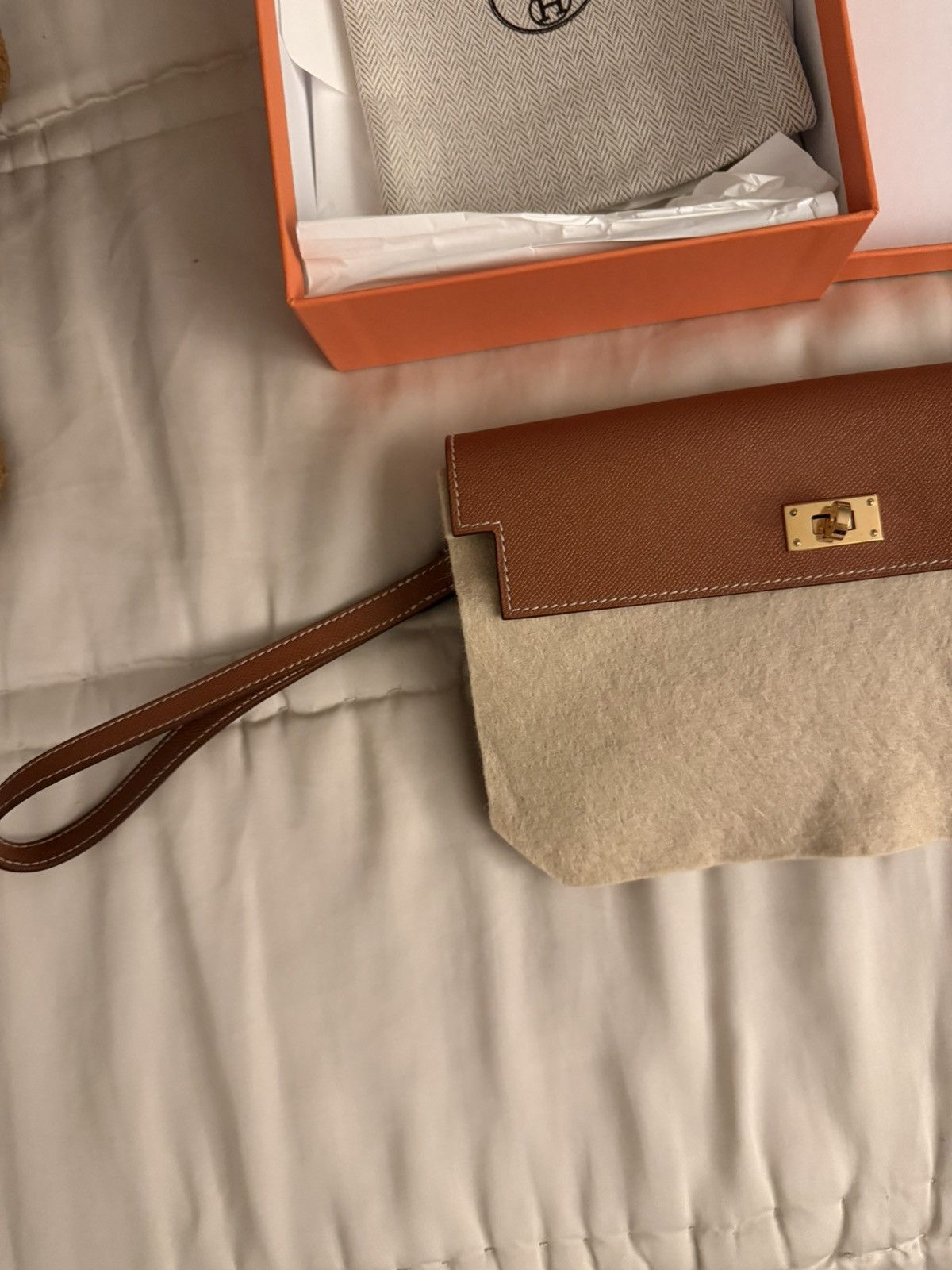 Hermes Hermès Kelly to Go Pocket Long Pochette Clutch Gold Rare Size ONE SIZE - 6 Thumbnail