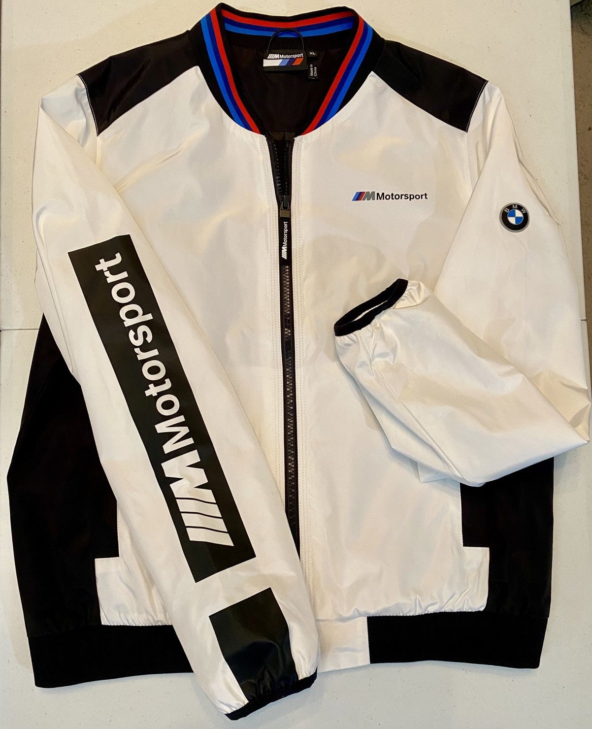 BMW BMW OEM M Motorsport Women's Jacket XL Windbreaker New Size XL / US 12-14 / IT 48-50 - 15 Thumbnail
