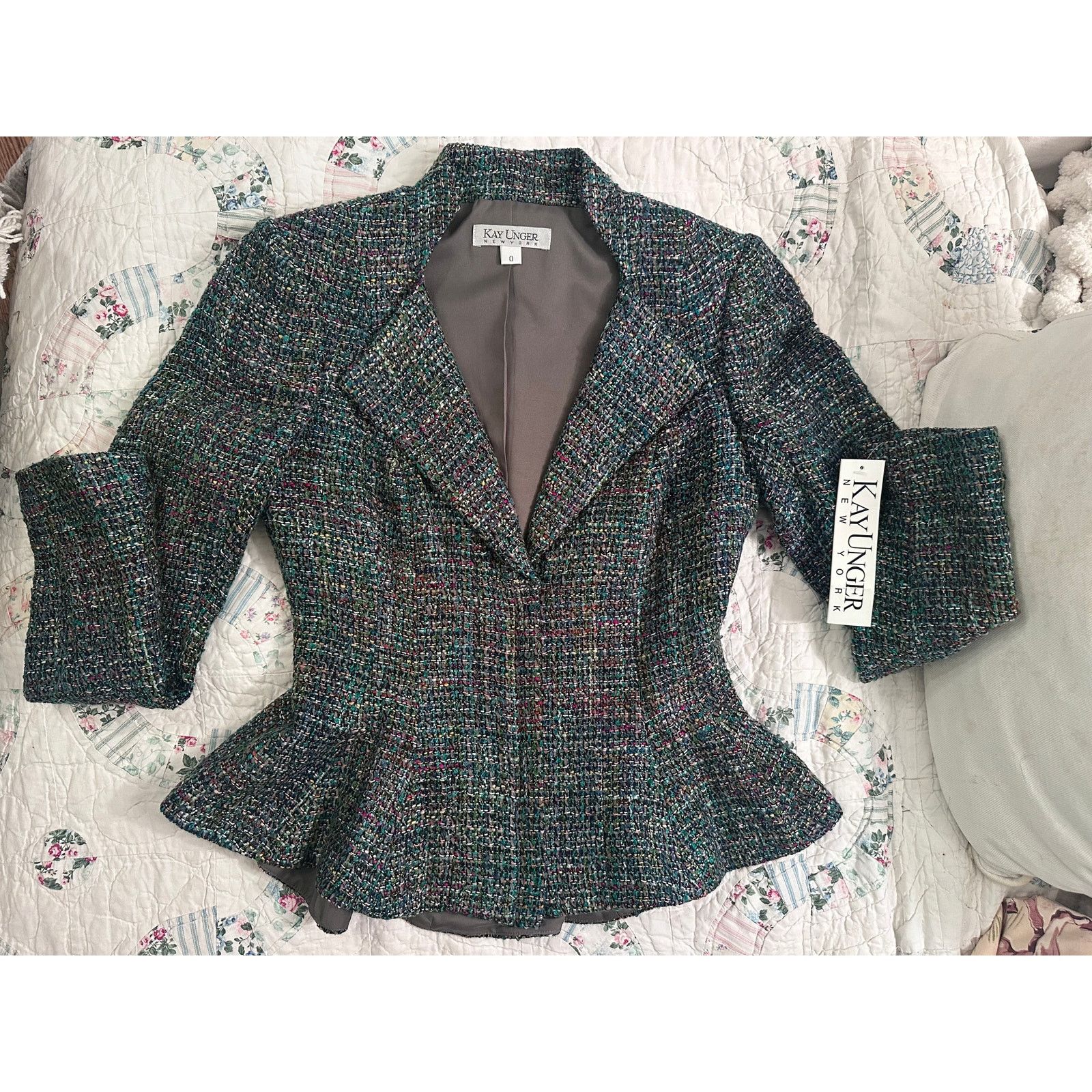 Other NWT KAY UNGER LIGHTWEIGHT TWEED PEPLUM FITTED BLAZER 0 Size XS / US 0-2 / IT 36-38 - 3 Thumbnail