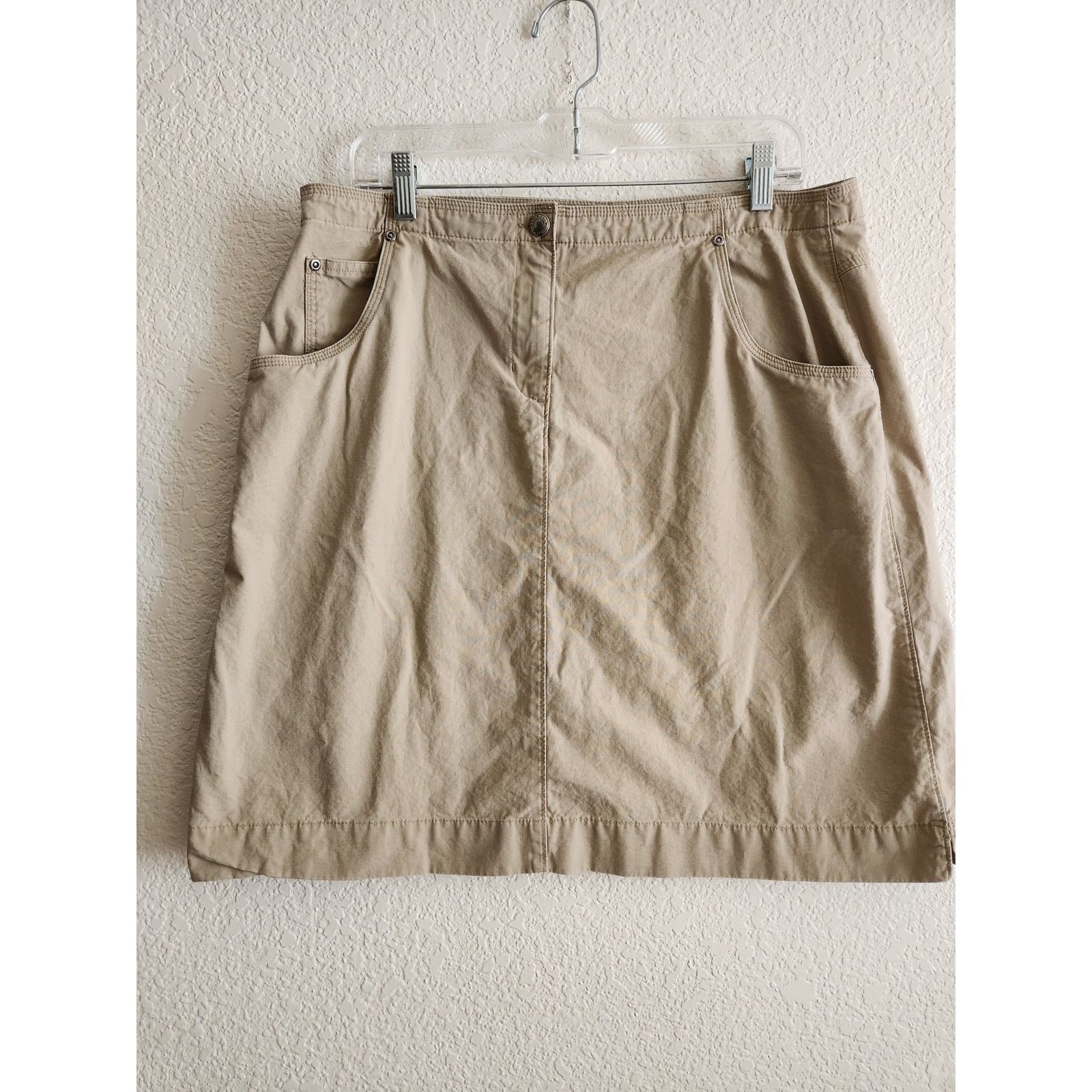 Woolrich Woolen Mills Woolrich Women's Khaki Skirt 14 Size 36" / US 14 / IT 50 - 1 Thumbnail