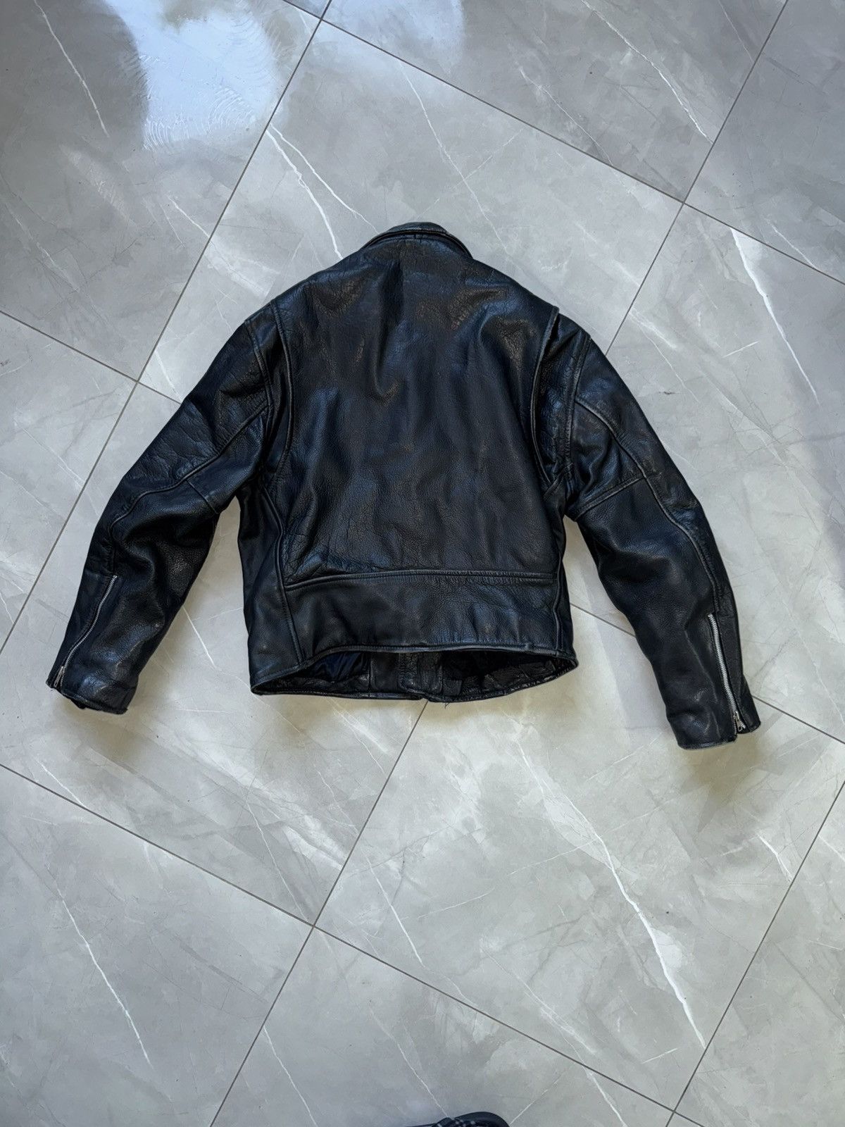 Vintage Vintage Leather Biker Jacket motorcycle club Size US L / EU 52-54 / 3 - 5 Thumbnail