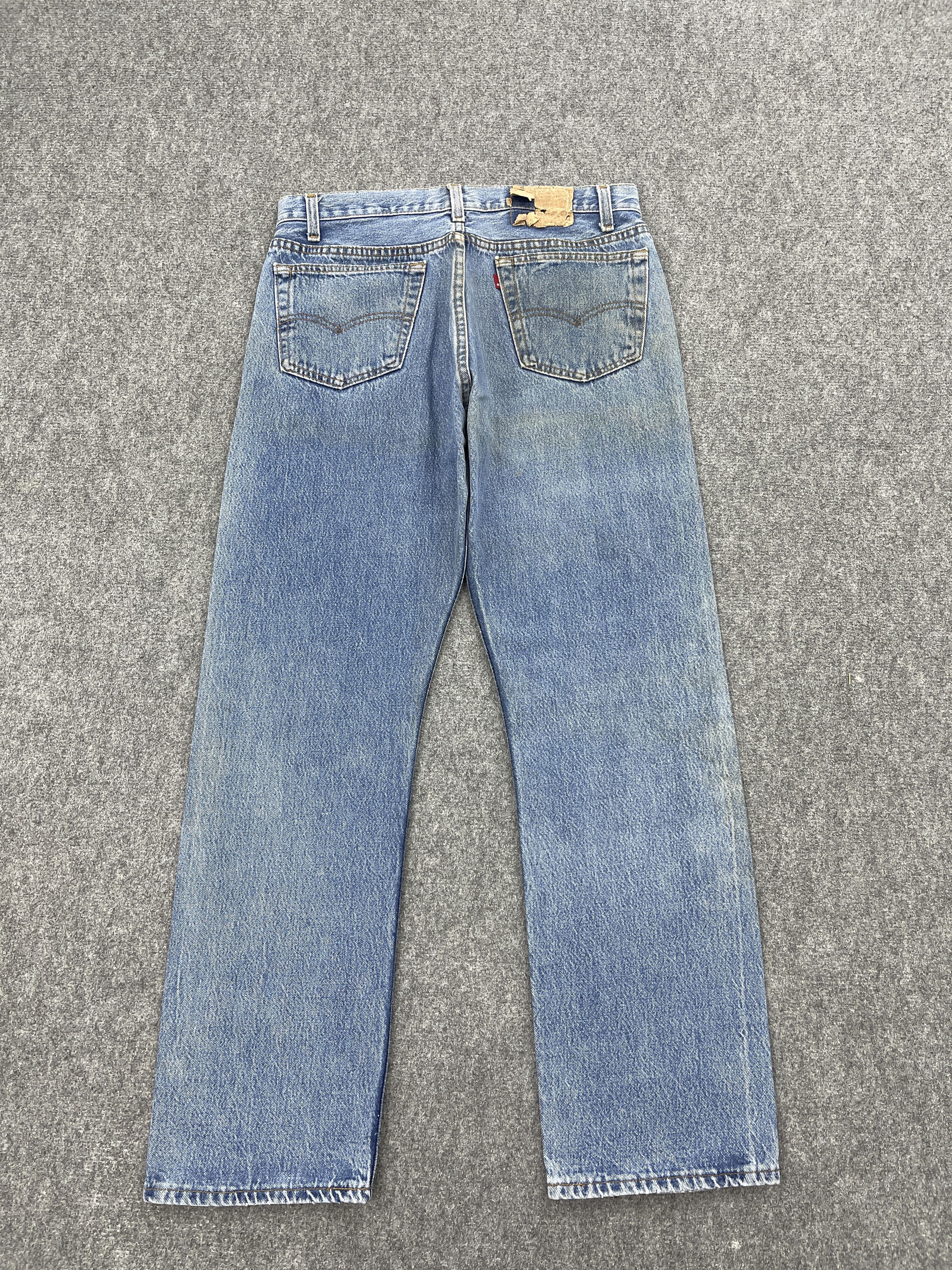 Levi's × Vintage Light Blue Washed Vintage 90s Levis 501 Denim Jeans Size US 31 - 3 Thumbnail