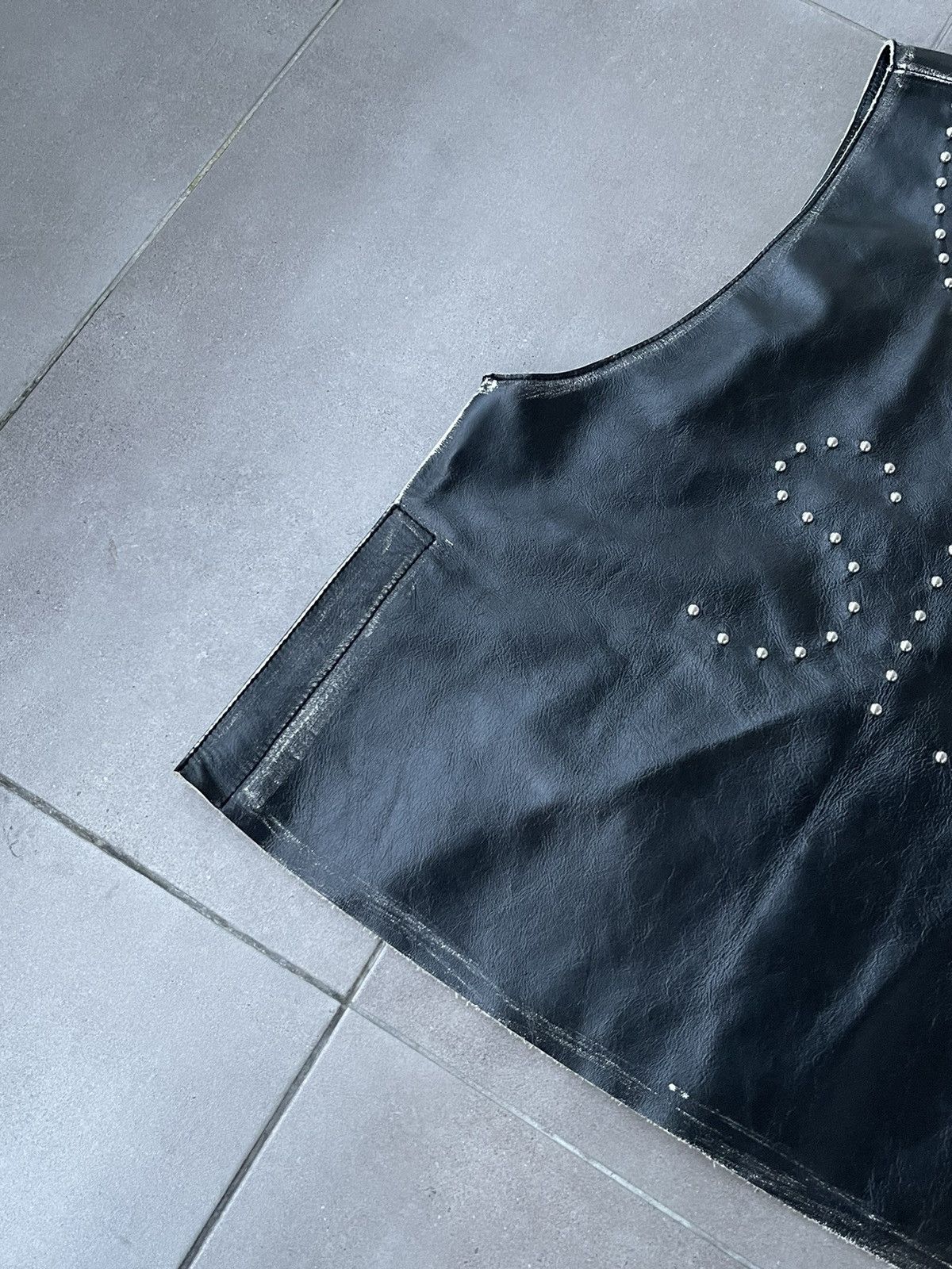 Maison Margiela !DS! SS22 Maison Margiela Studded "SIX" Leather Vest Top Size M / US 6-8 / IT 42-44 - 8 Thumbnail
