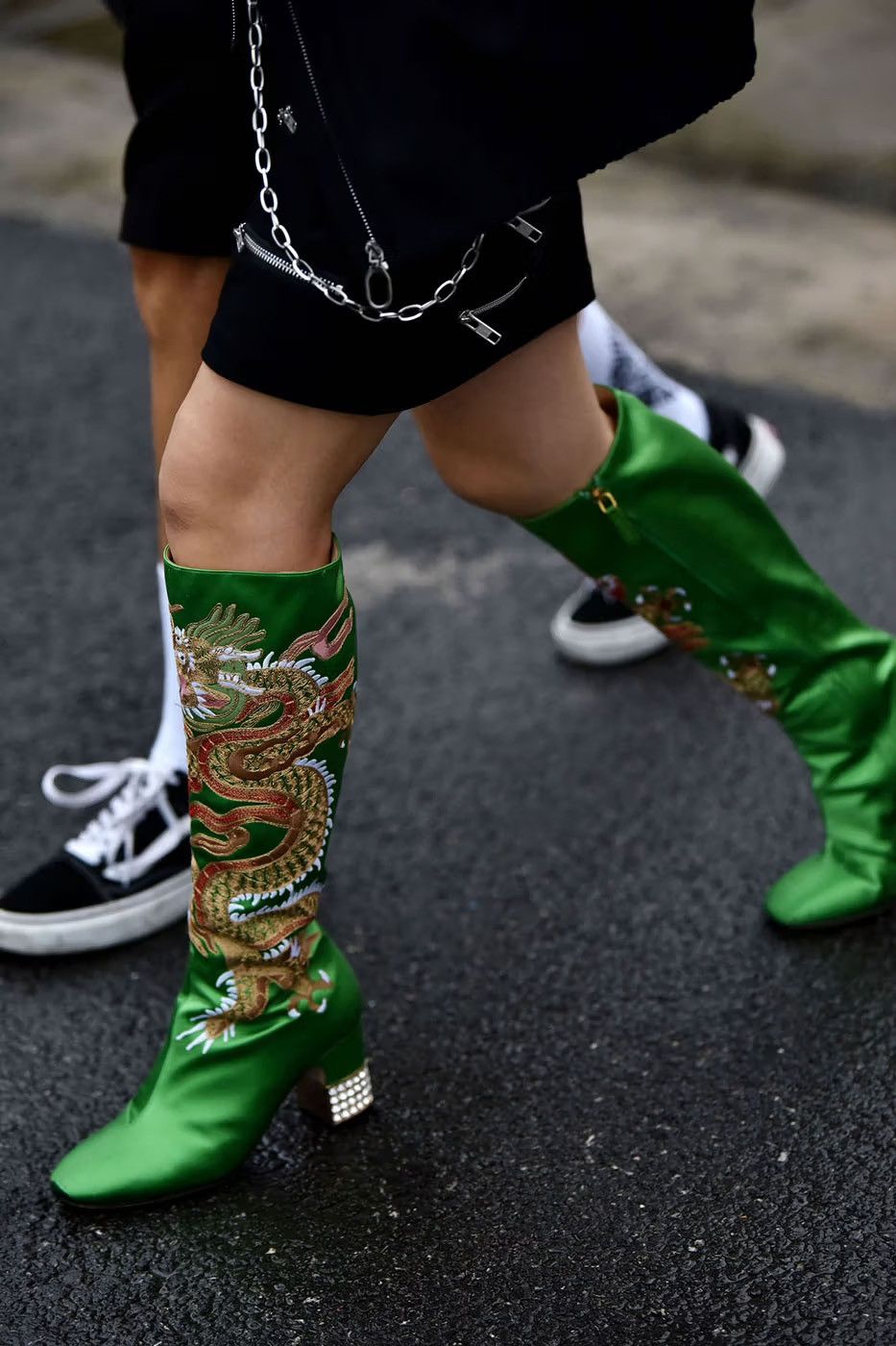 Gucci Runway Lime Green Dragon Boots With Sparkly Bows Size US 7.5 / IT 37.5 - 10 Thumbnail