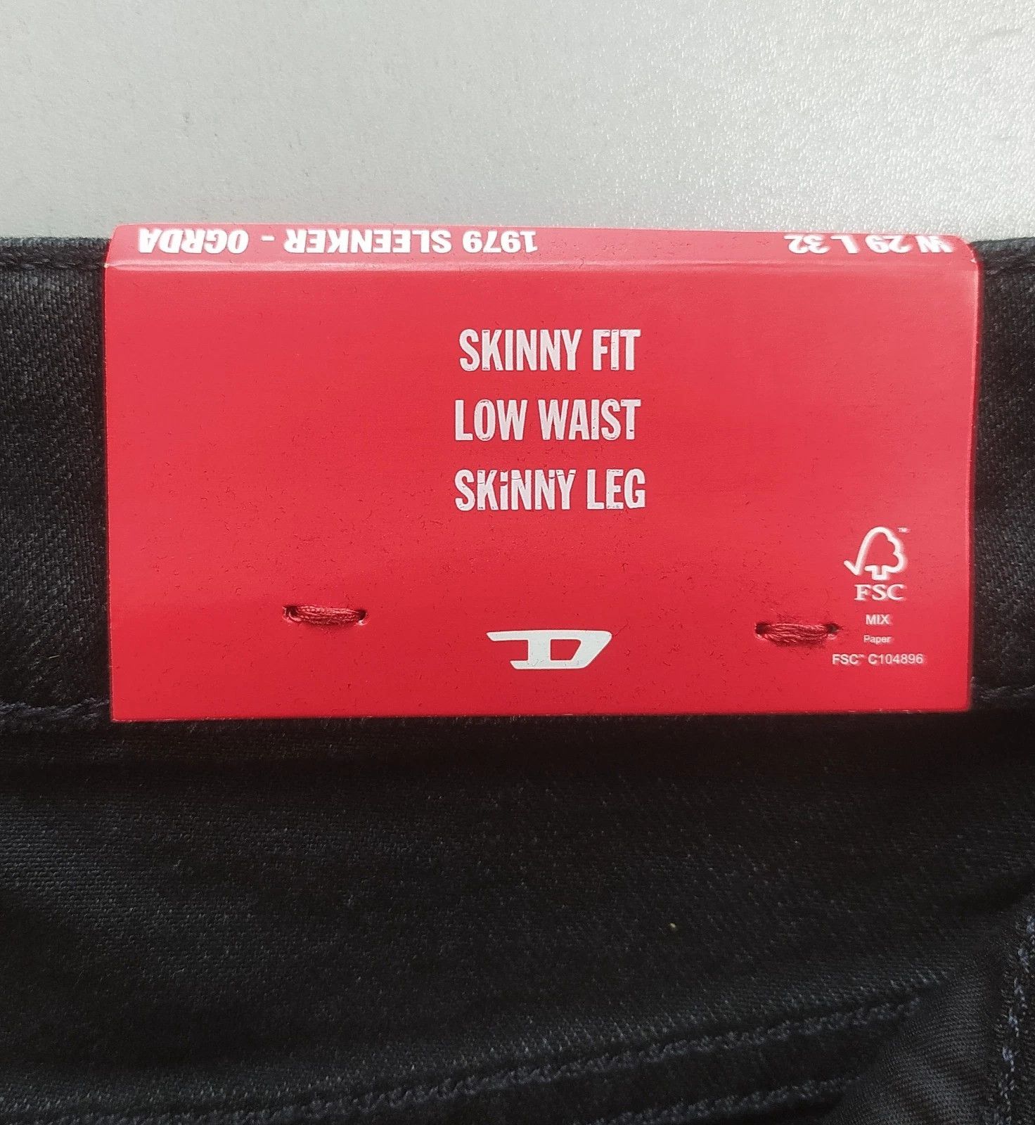 Diesel Diesel 1979 SLEENKER L.32 MENS JEANS T/9935 Size US 29 - 7 Thumbnail