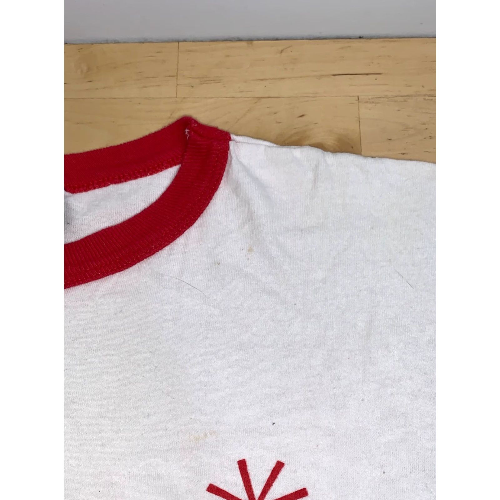 Vintage VINTAGE Smelly's Smell & Sniff Ringer Shirt Mens L White Cotton Graphic USA 12561 Mens T-Shirt Funny USA 80s 90s Size US L / EU 52-54 / 3 - 6 Thumbnail