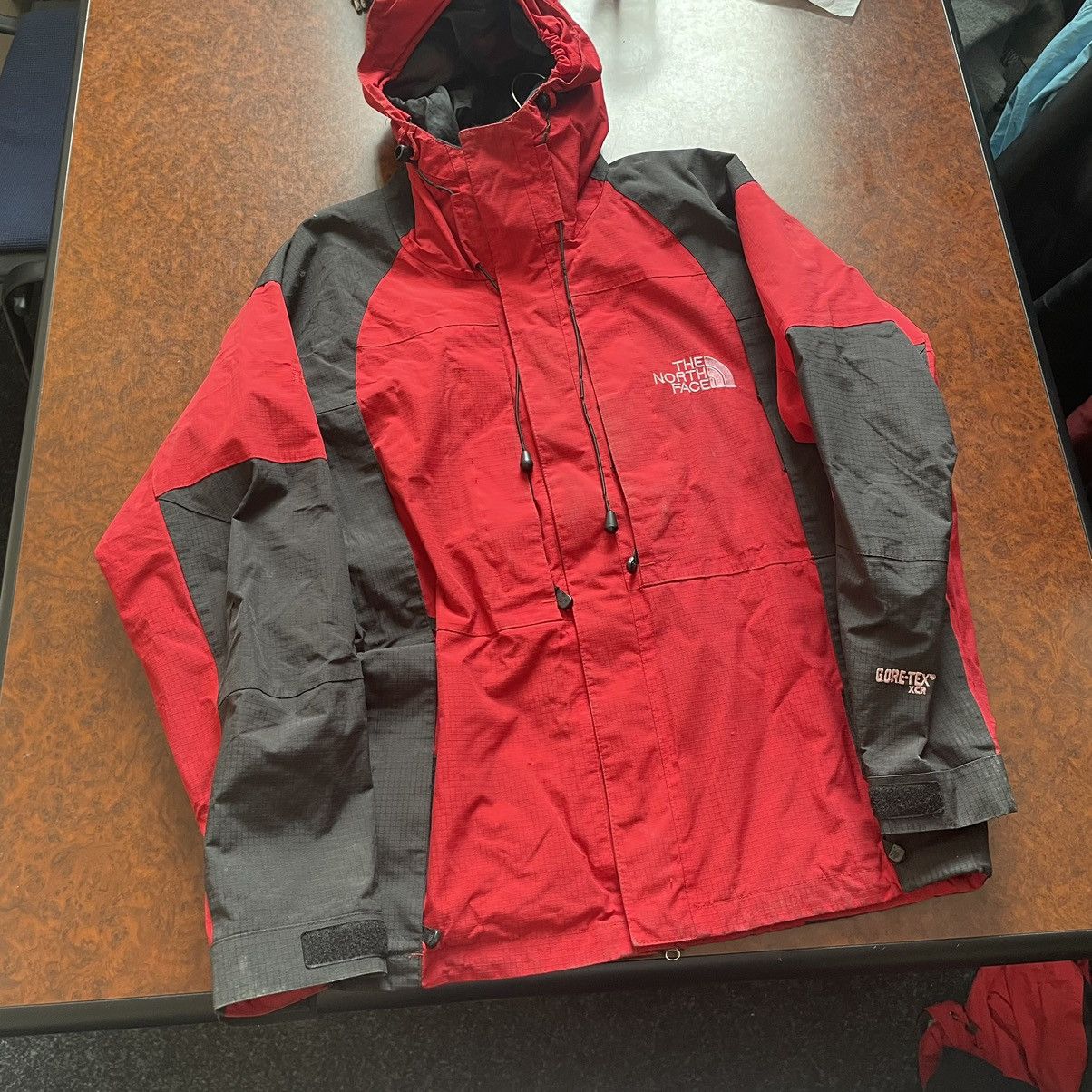 Vintage Tnf 90s the north face jacket red black summit series gorpco Size US M / EU 48-50 / 2 - 1 Thumbnail