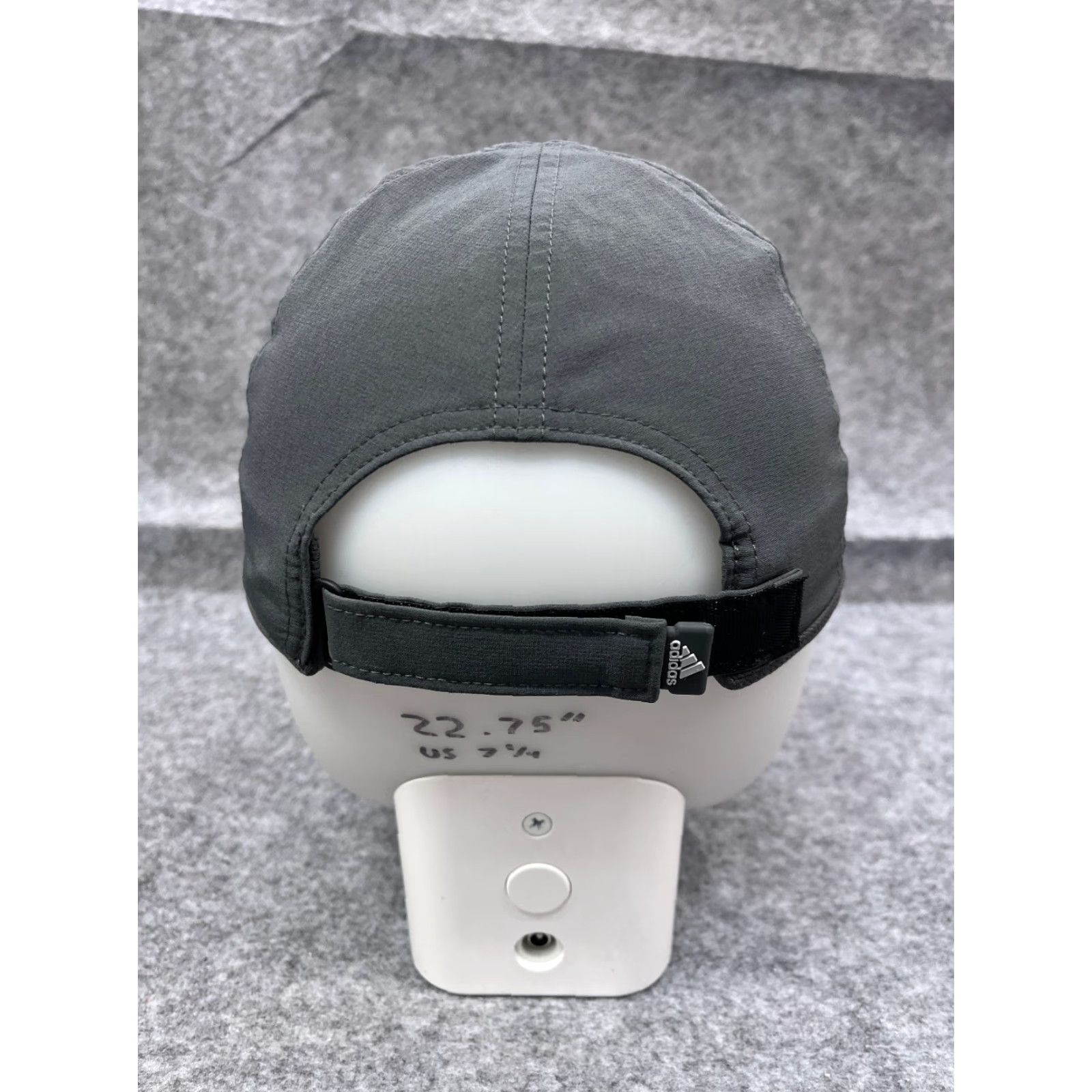 Adidas Adidas Hat Cap Strap Back Adult One Size Gray Polyester Blend Aeroready Run Gym Baseball Cap Unisex Adults Adjustable Lightweight Hat Mens Womens Size ONE SIZE - 6 Thumbnail