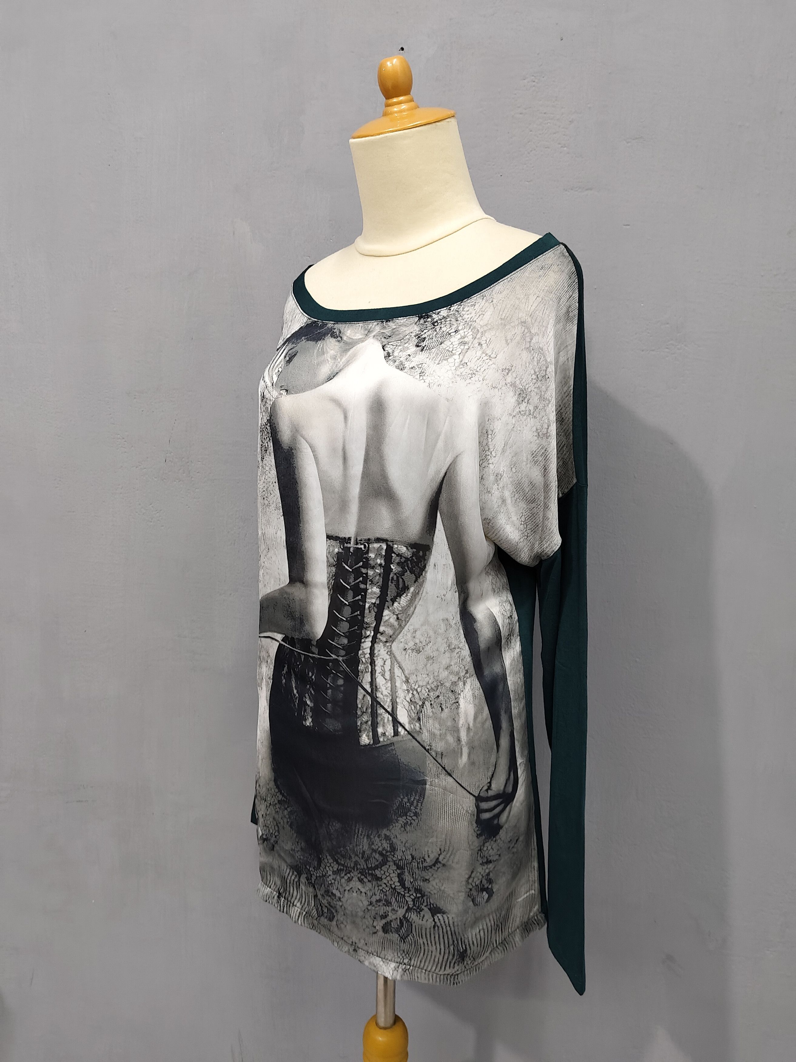 Seditionaries 🔥Rinascimento X Generation Artistic Graphic Silk Top Size L / US 10 / IT 46 - 2 Thumbnail