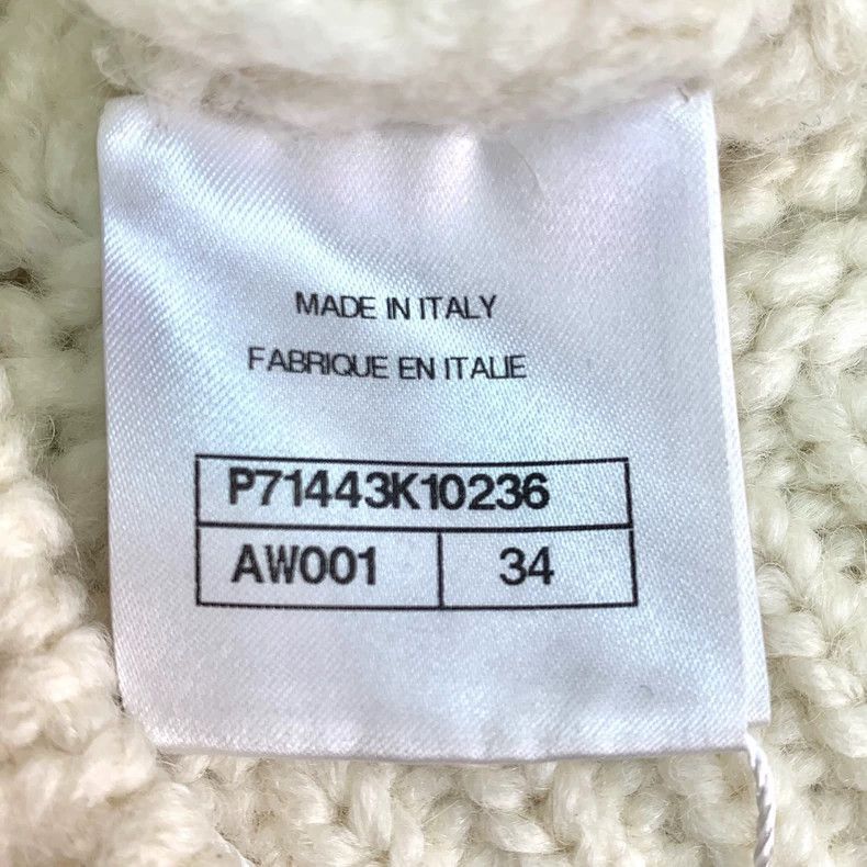 Chanel Chanel Beige Heart Button Wool Cardigan -2505 Size US XXS / EU 40 - 8 Thumbnail