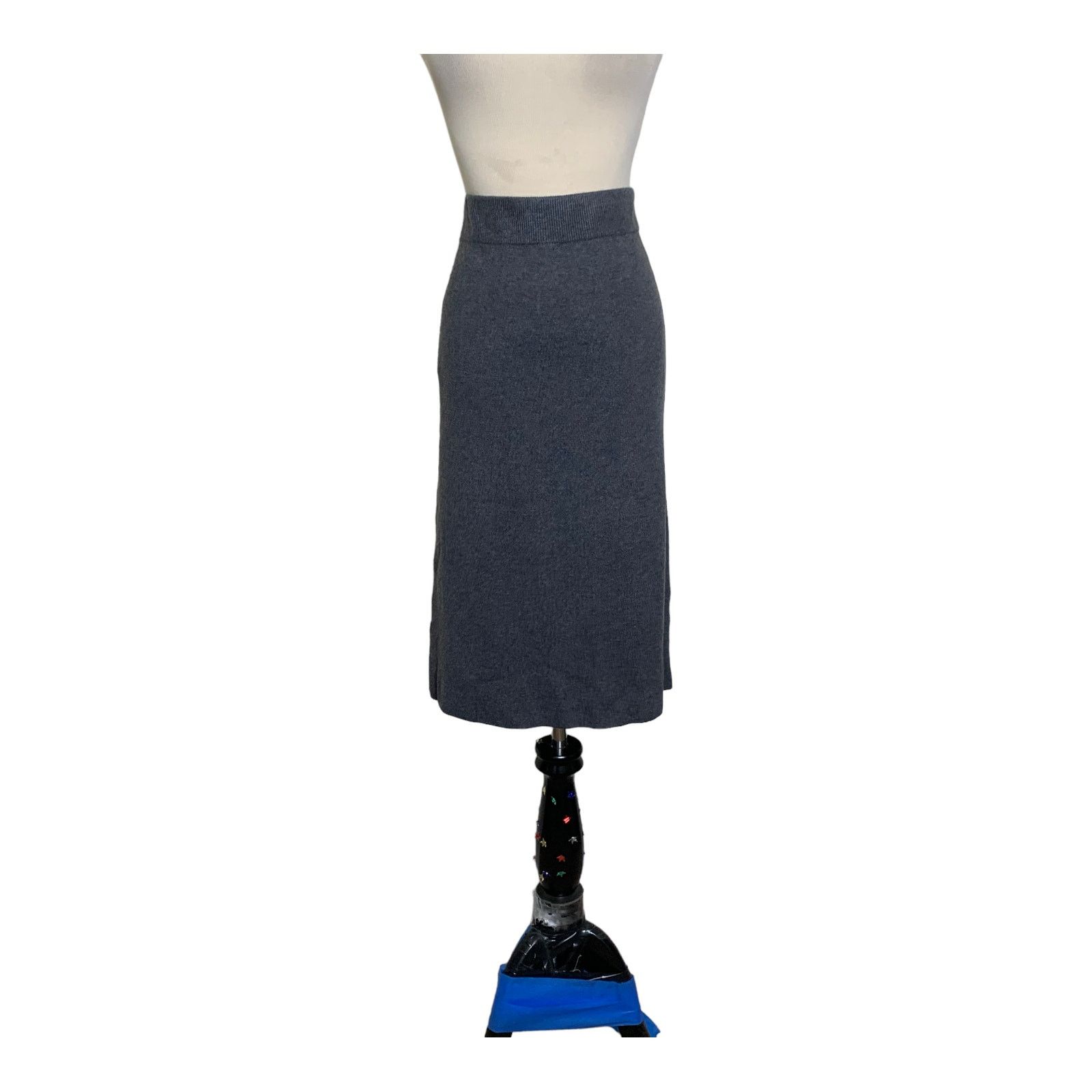 Banana Republic Banana Republic gray knee length pull on skirt size M Size 30" / US 8 / IT 44 - 10 Thumbnail