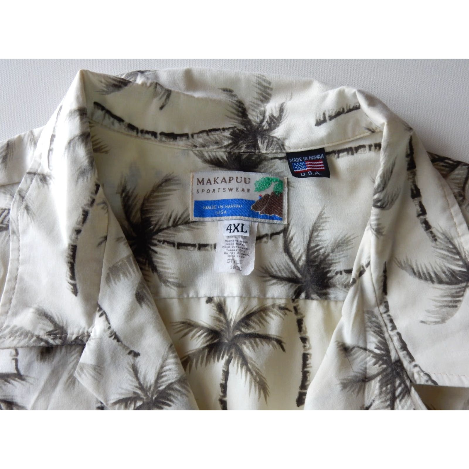 Vintage VINTAGE Makapuu Men's Hawaiian Shirt Short Sleeve 4XLT Floral Beige Big & Tall Size US XXL / EU 58 / 5 - 3 Thumbnail
