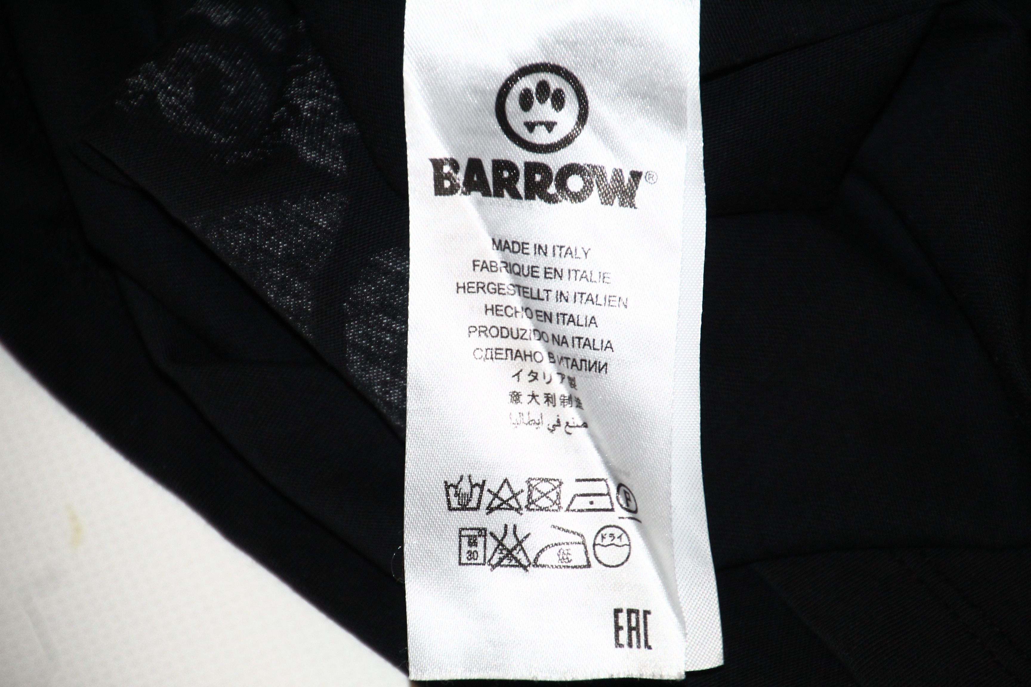 Barrow BARROW The Creature From the Space T-shirt Size US L / EU 52-54 / 3 - 10 Thumbnail