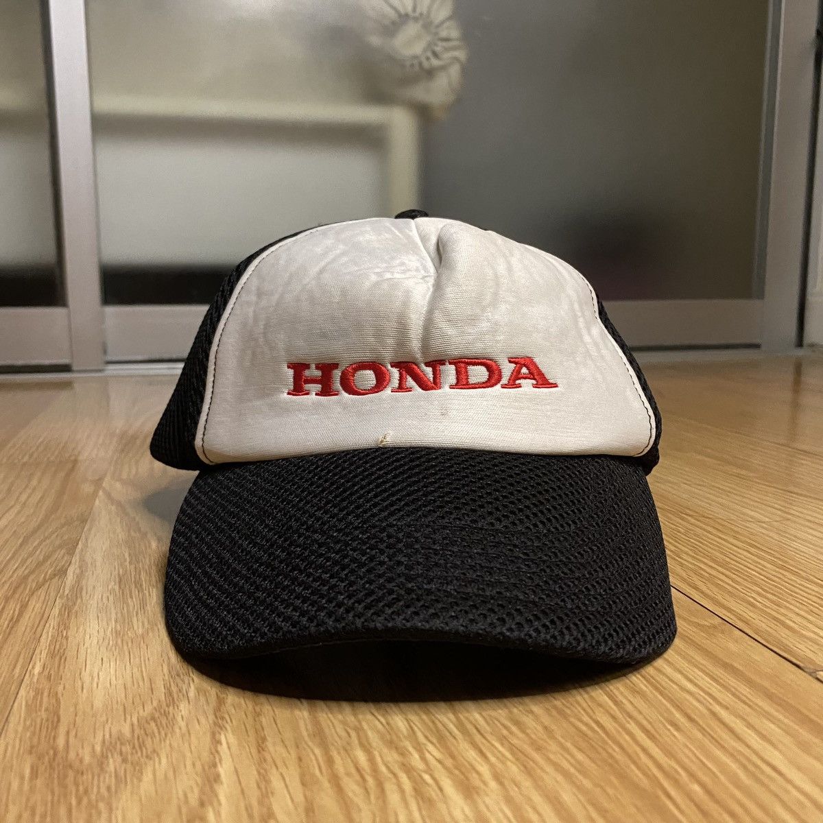 Honda × Vintage Vintage Honda Logo Trucker Hat Size ONE SIZE - 2 Thumbnail