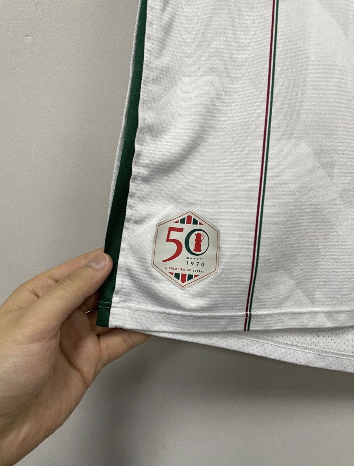 Umbro Fluminense 2020/2021 Away Football Shirt Soccer Jersey Umbro Size US M / EU 48-50 / 2 - 4 Thumbnail