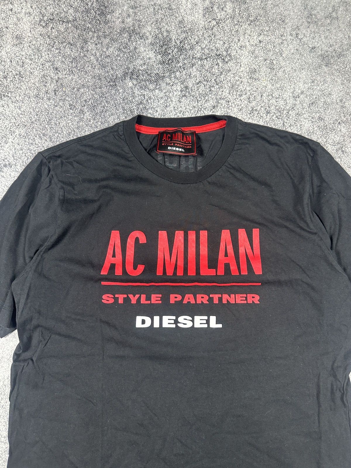 Diesel Vintage Diesel AC Milan Soccer T-shirt Rare Casual Style L Size US M / EU 48-50 / 2 - 2 Thumbnail