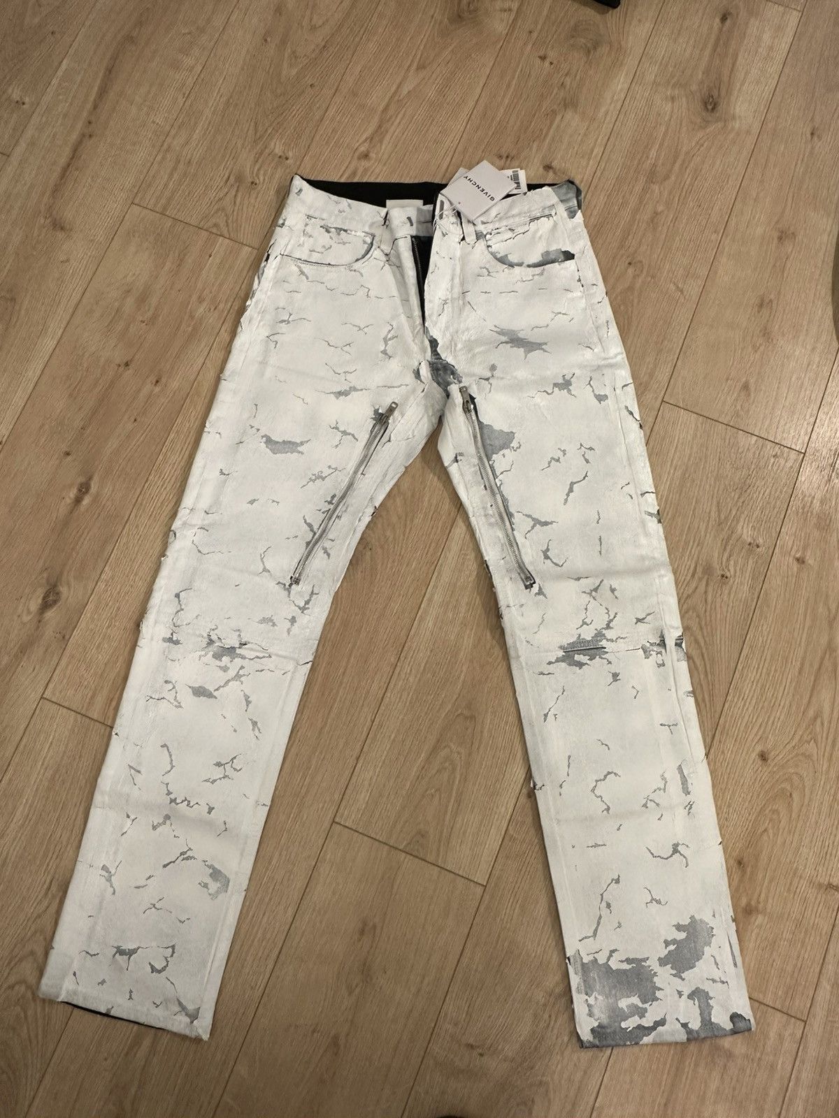 Givenchy Givenchy cracked paint pants Size US 31 - 1 Thumbnail