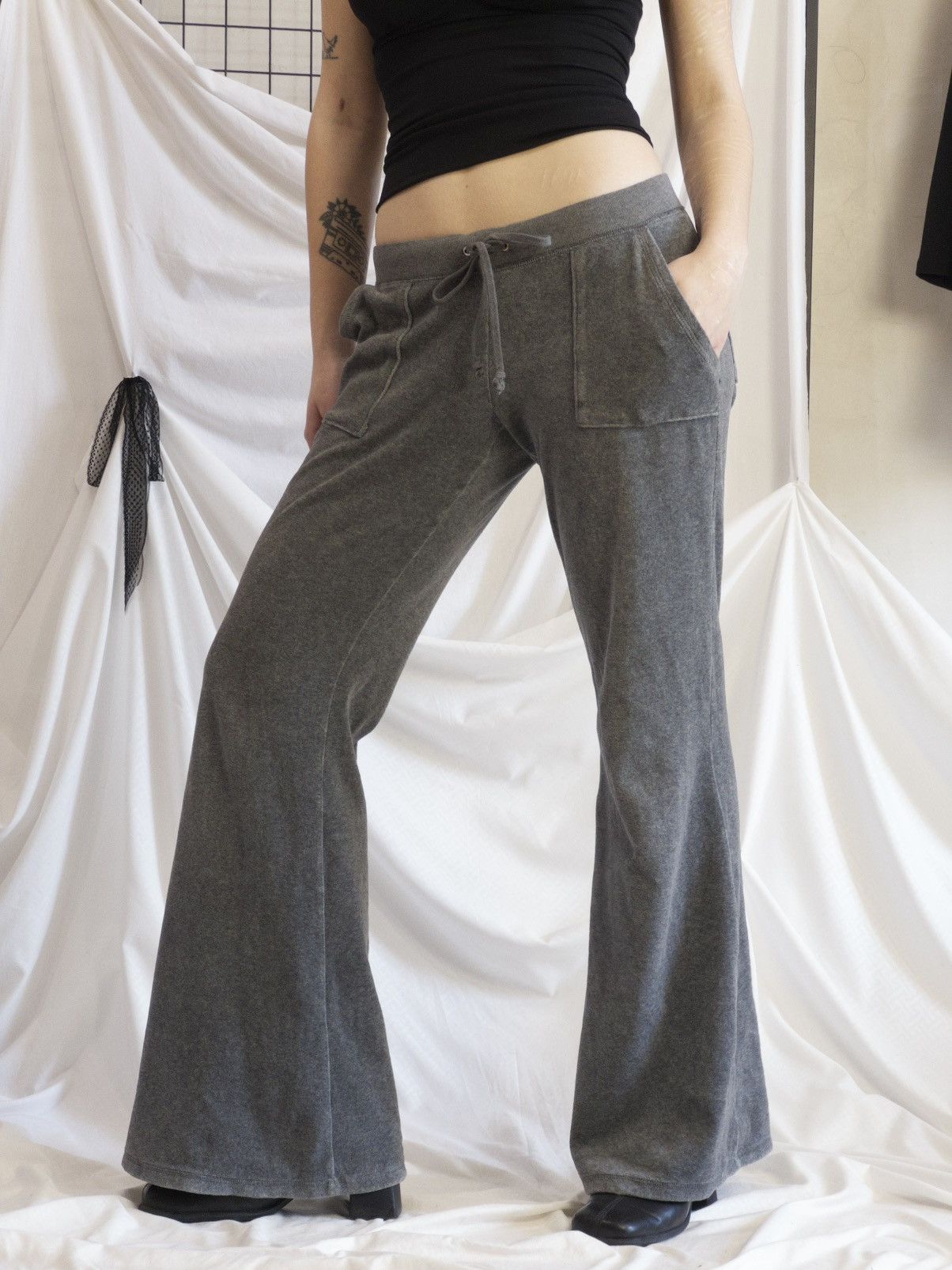 Juicy Couture Flared velour Juicy Couture pants Size 26" / US 2 / IT 38 - 2 Thumbnail