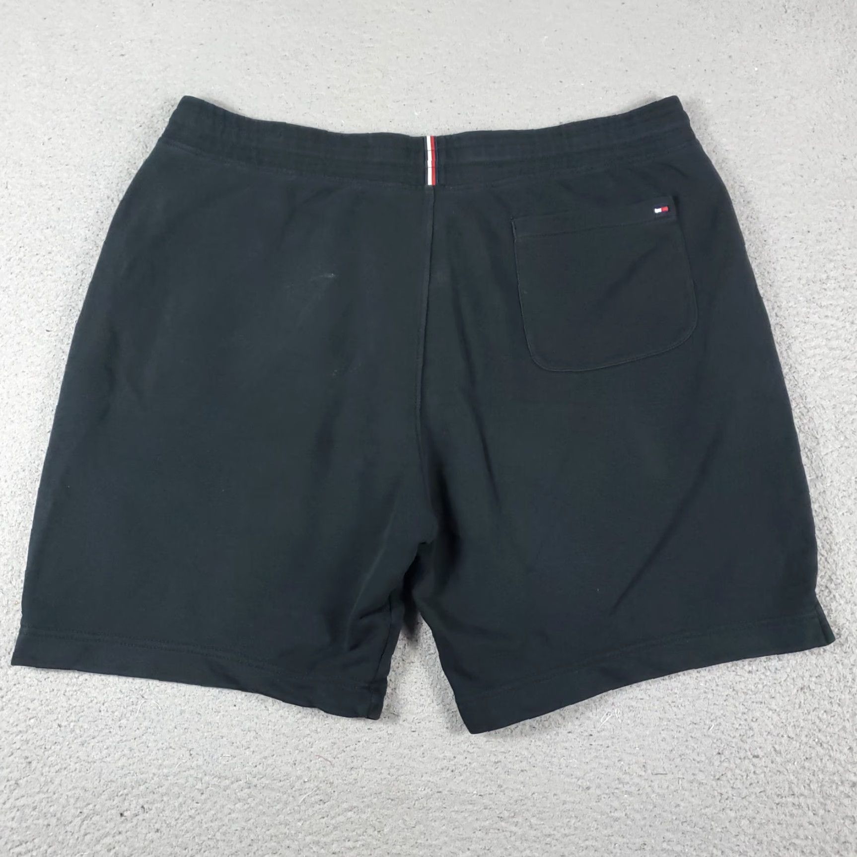 Tommy Hilfiger Tommy Hilfiger Shorts Mens XL Black Lace Tie Sweat Shorts Size US 36 / EU 52 - 7 Thumbnail
