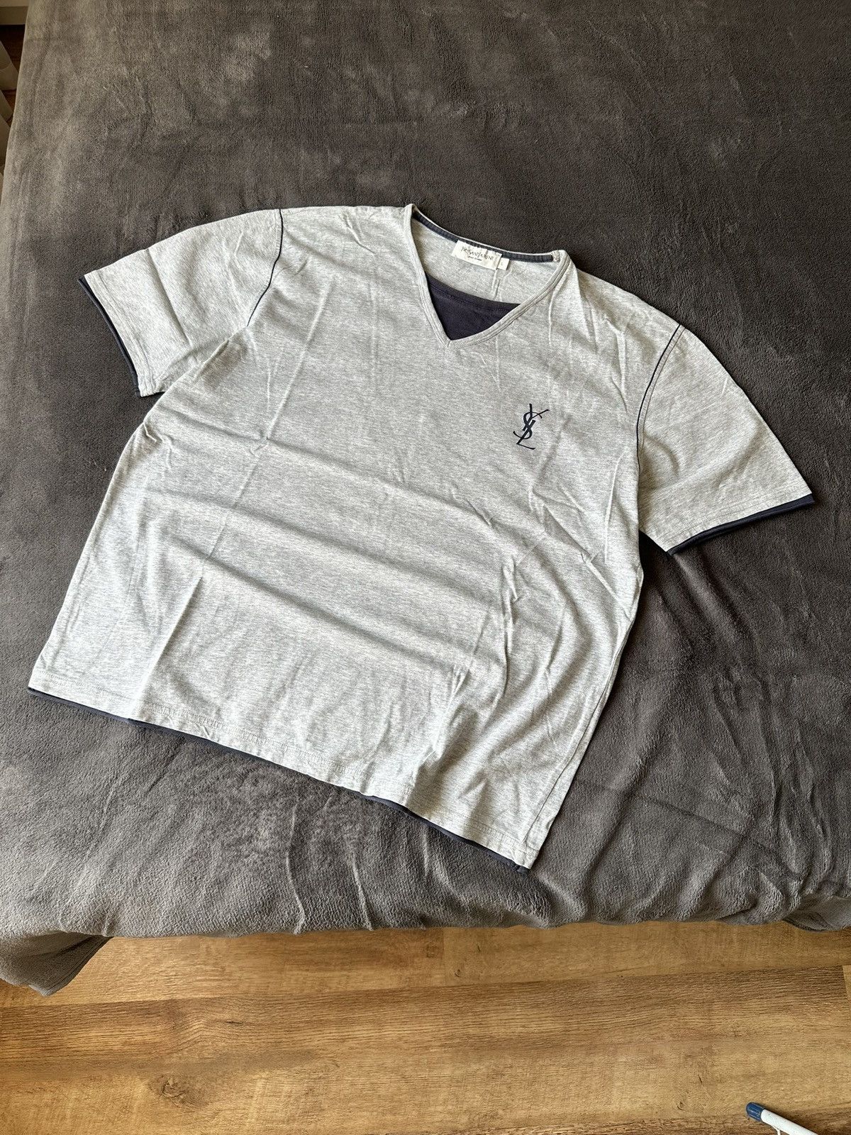 Vintage × Yves Saint Laurent Yves Saint Laurent YSL Vintage Y2K Streetwear T-Shirt Size US L / EU 52-54 / 3 - 1 Thumbnail