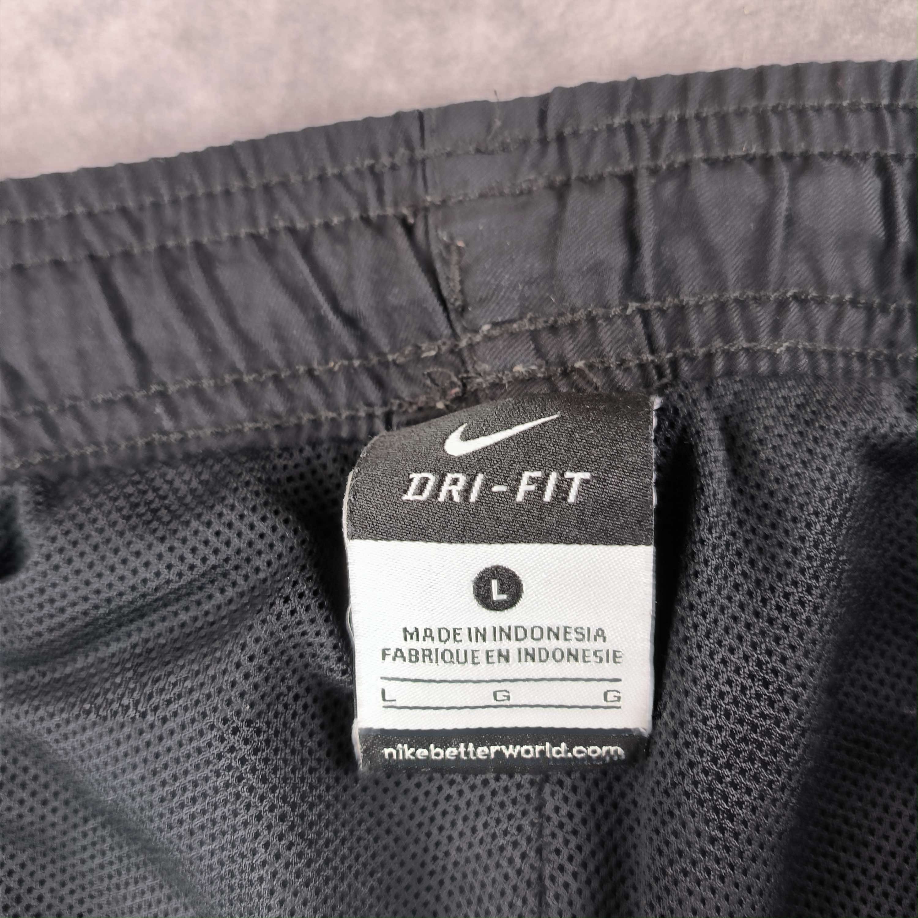 Nike AS Roma 2015-16 Nike football pants size L Size US 36 / EU 52 - 6 Thumbnail