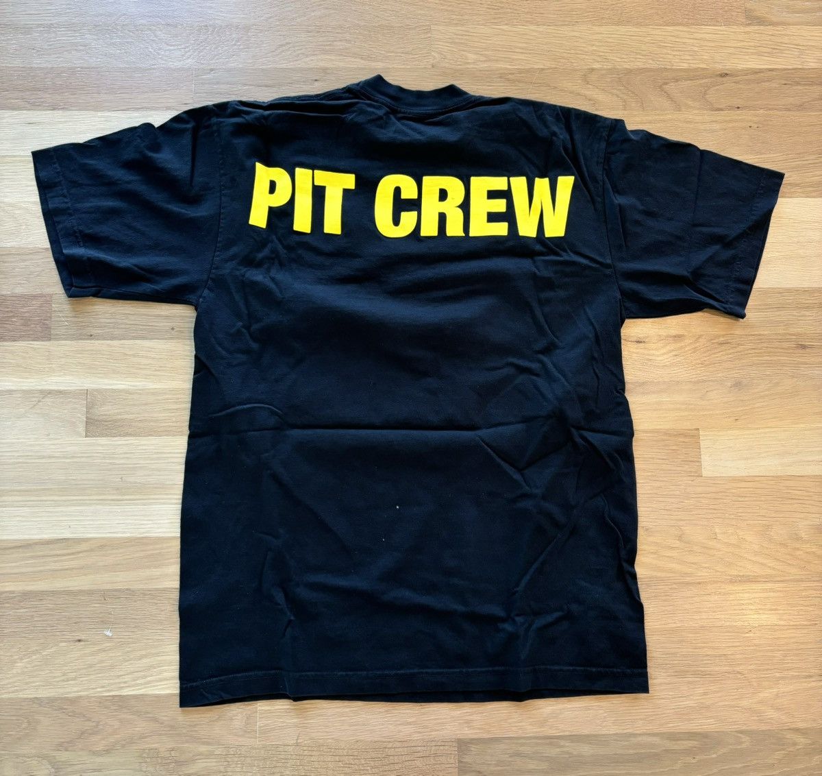 Travis Scott RARE Travis Scott Stormi Formula Two F2 Pit Crew Tee Size US M / EU 48-50 / 2 - 2 Thumbnail
