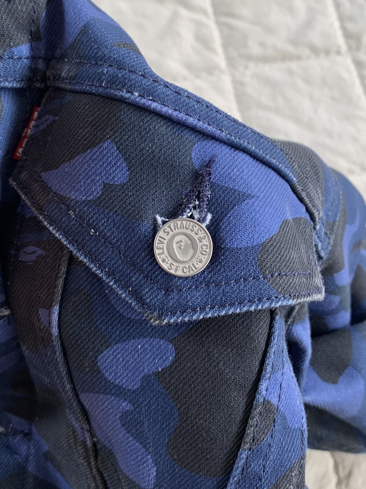 Bape Levis x Bape Blue Camo Trucker Jacket Size US XS / EU 42 / 0 - 6 Thumbnail