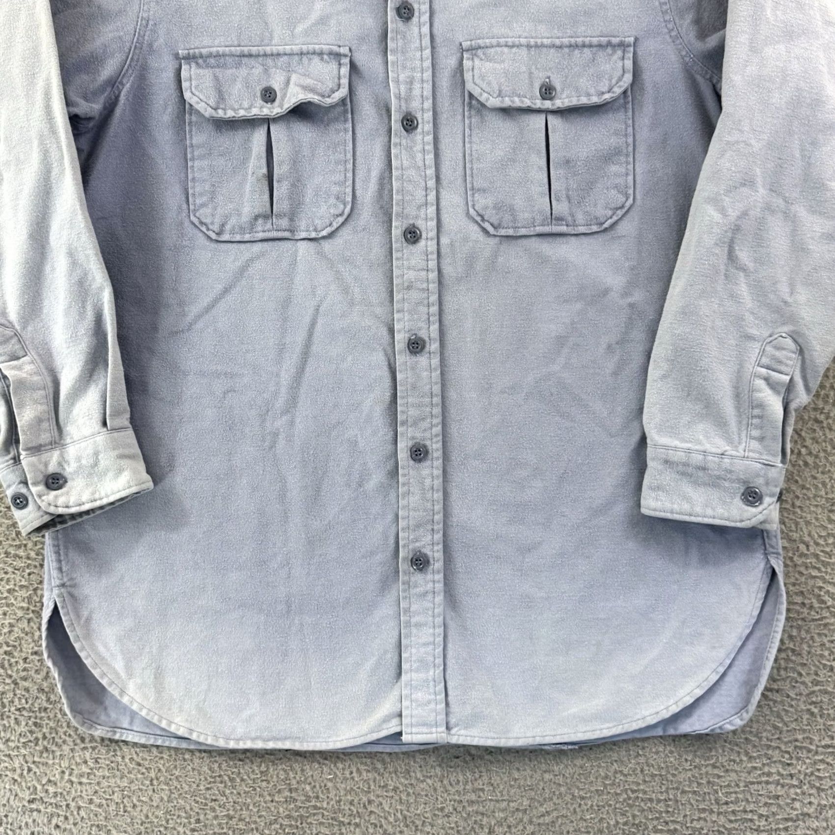 Vintage VINTAGE Woolrich Cabelas Shirt 2XL Blue 90s Button Up Chamois Hunting Outdoor USA Mens Size US XXL / EU 58 / 5 - 2 Thumbnail