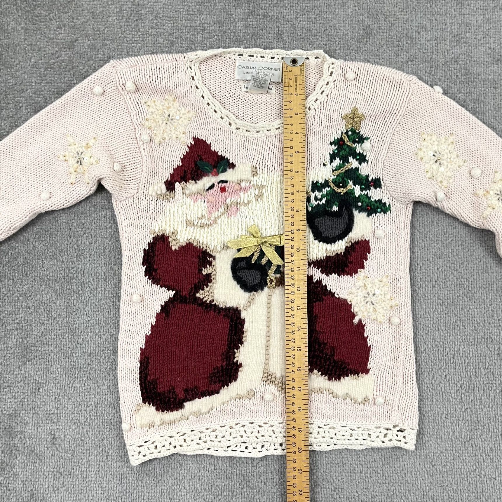 Vintage VINTAGE Casual Corner Knit Sweater Shirt Ladies XS Pink Santa Christmas 90s Geometric Beaded Pullover Women XS Size XS / US 0-2 / IT 36-38 - 4 Thumbnail